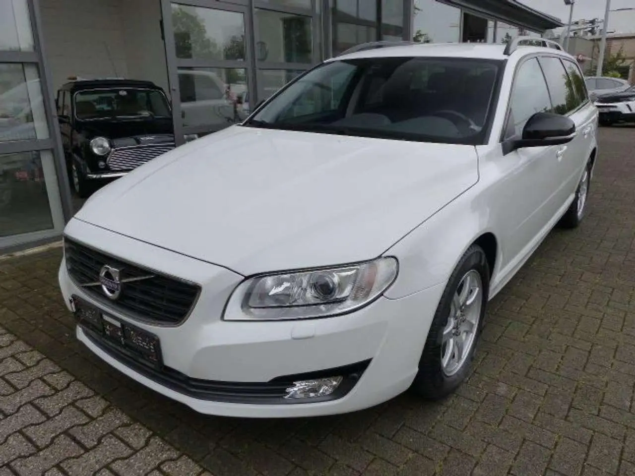 Photo 1 : Volvo V70 2015 Diesel