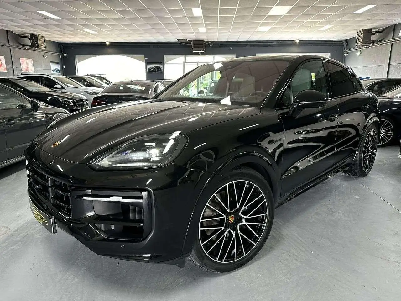 Photo 1 : Porsche Cayenne 2024 Hybride