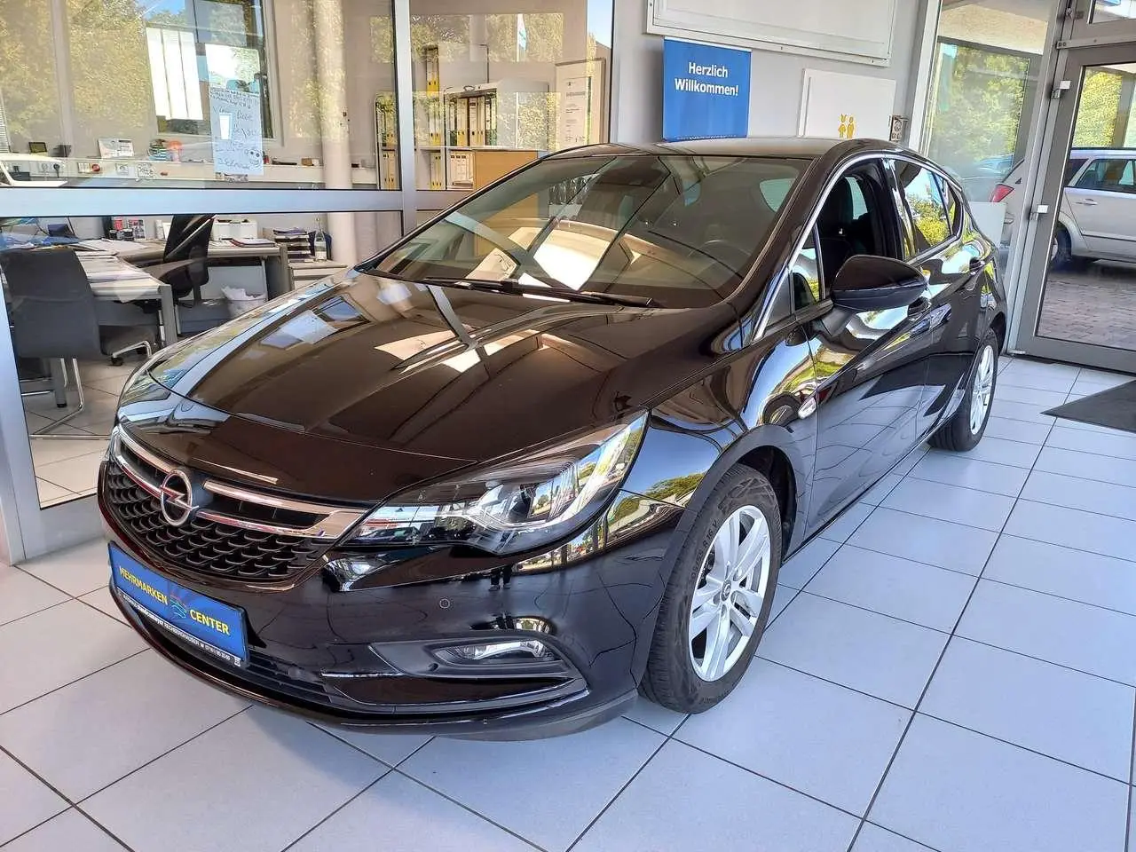 Photo 1 : Opel Astra 2018 Diesel