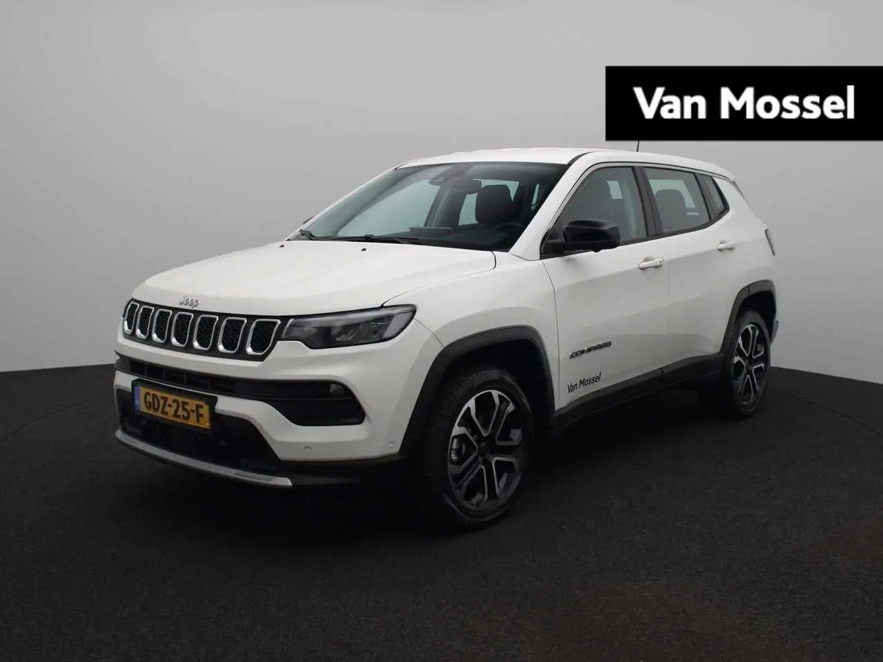 Photo 1 : Jeep Compass 2024 Hybrid