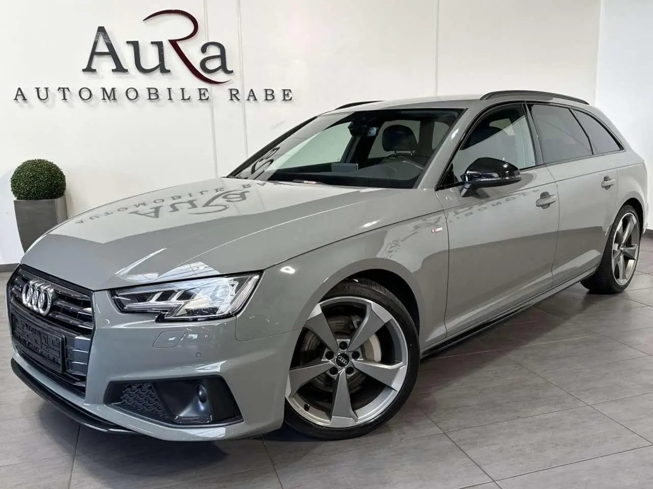 Photo 1 : Audi A4 2019 Diesel