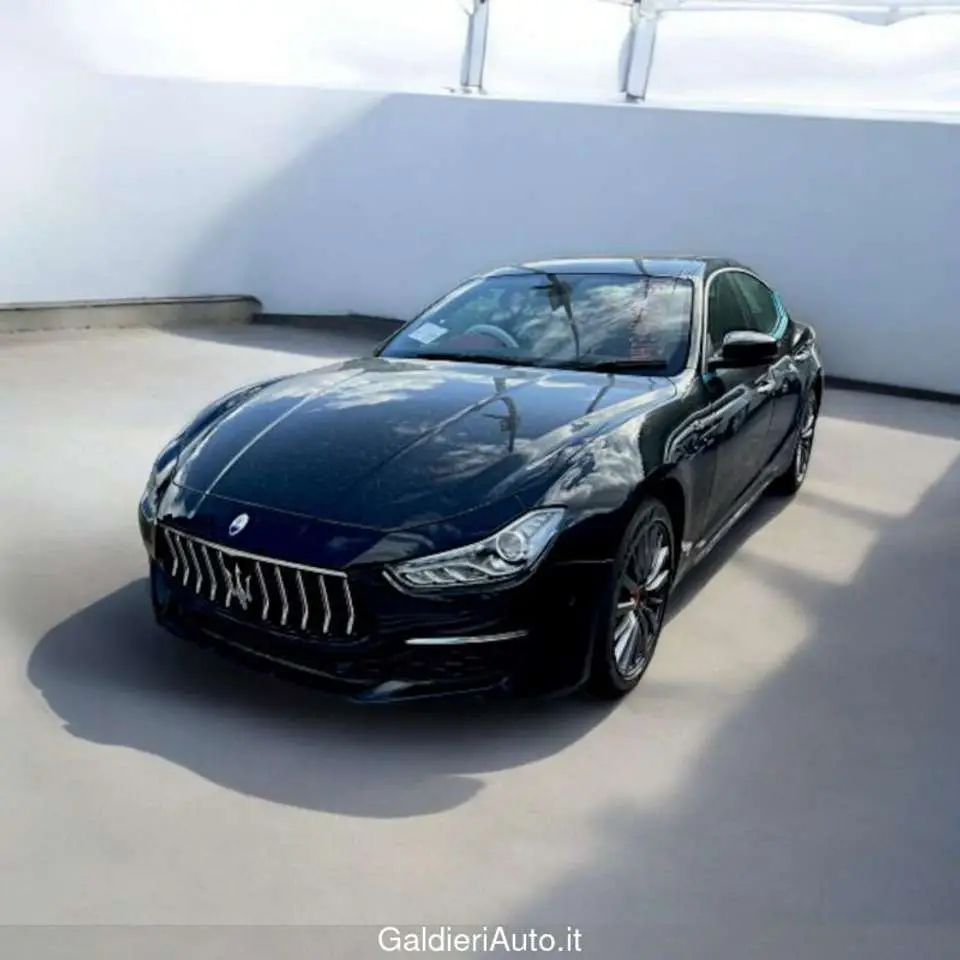 Photo 1 : Maserati Ghibli 2024 Hybride