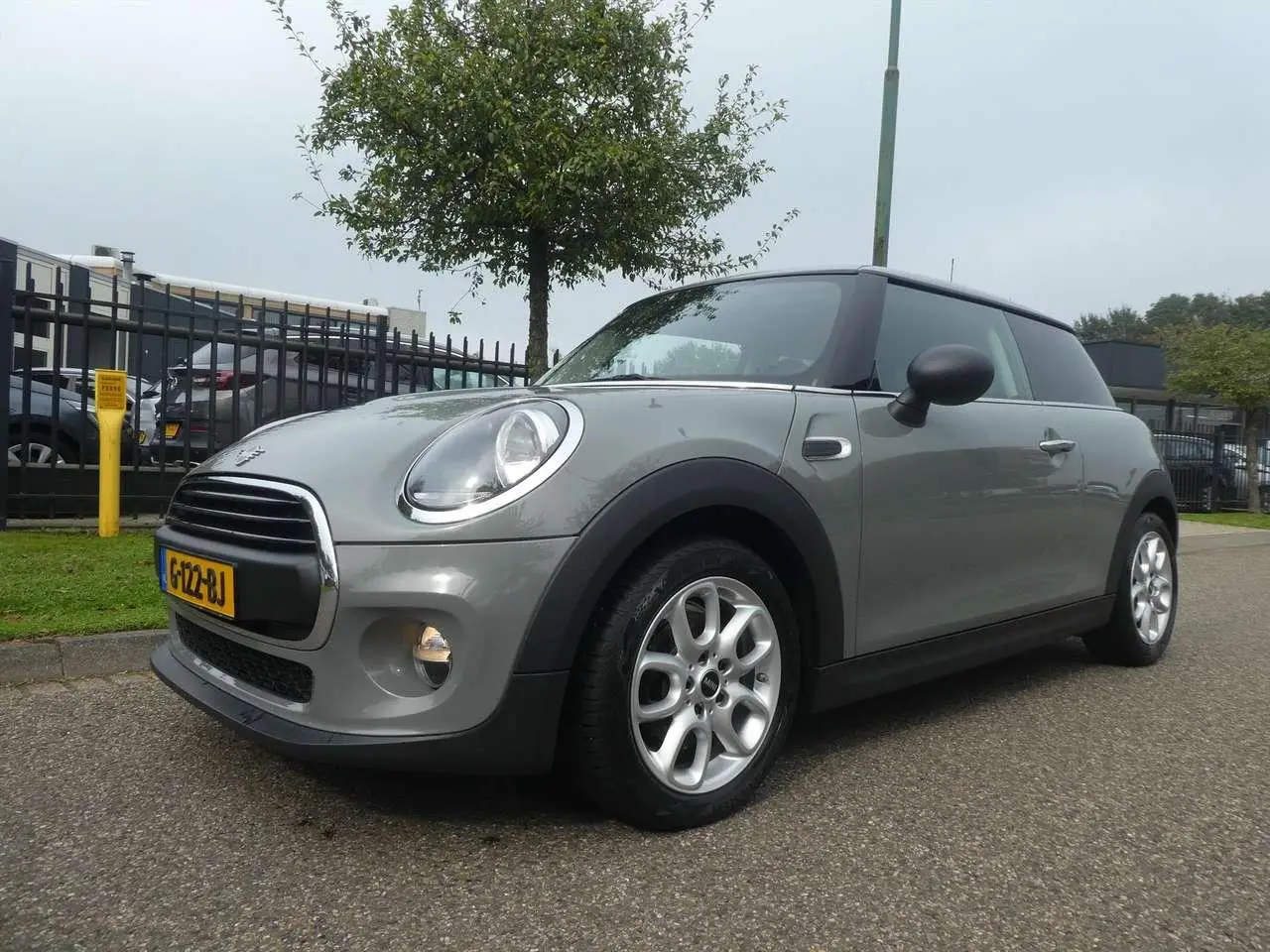 Photo 1 : Mini One 2019 Petrol