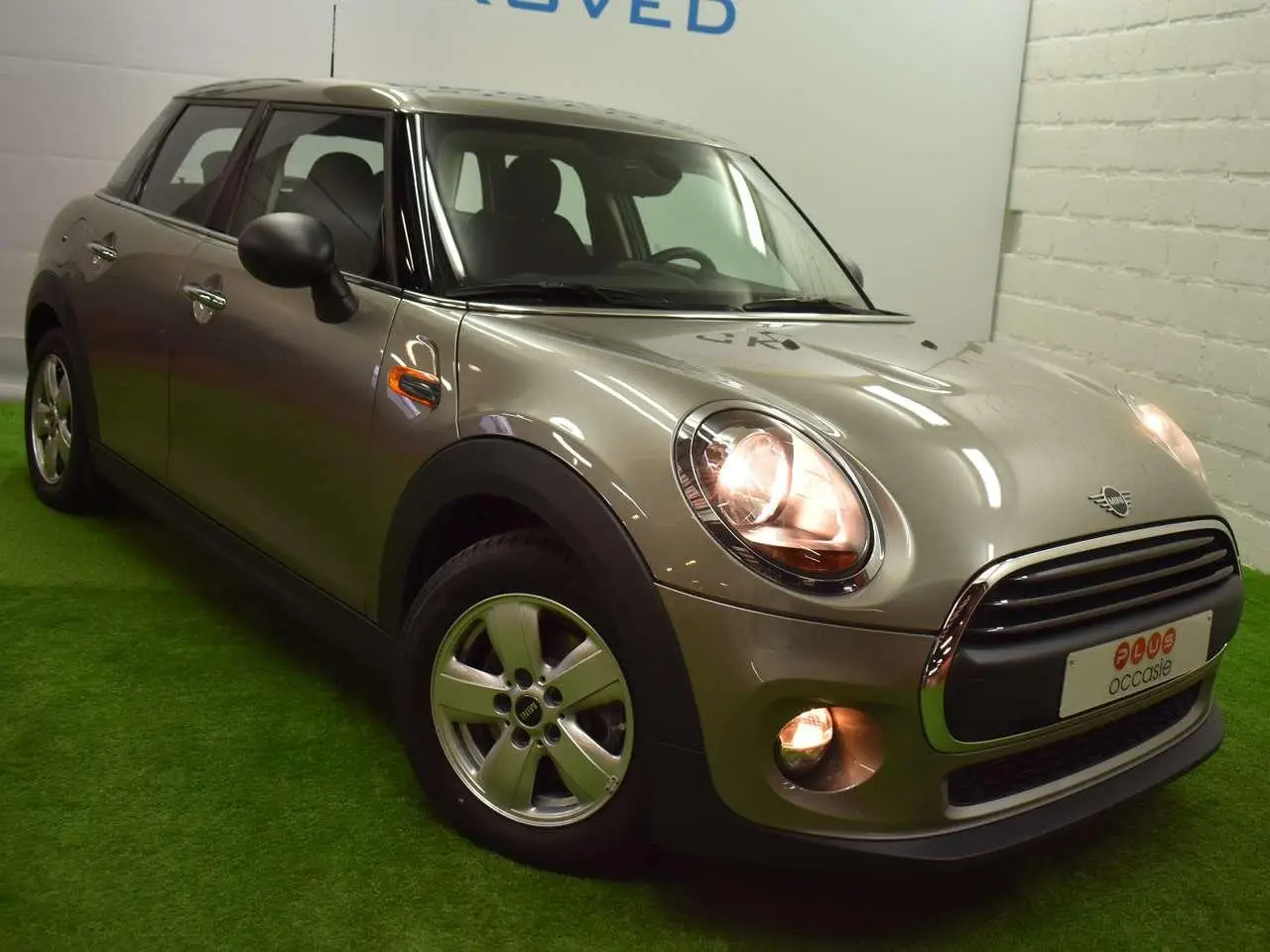 Photo 1 : Mini One 2019 Petrol