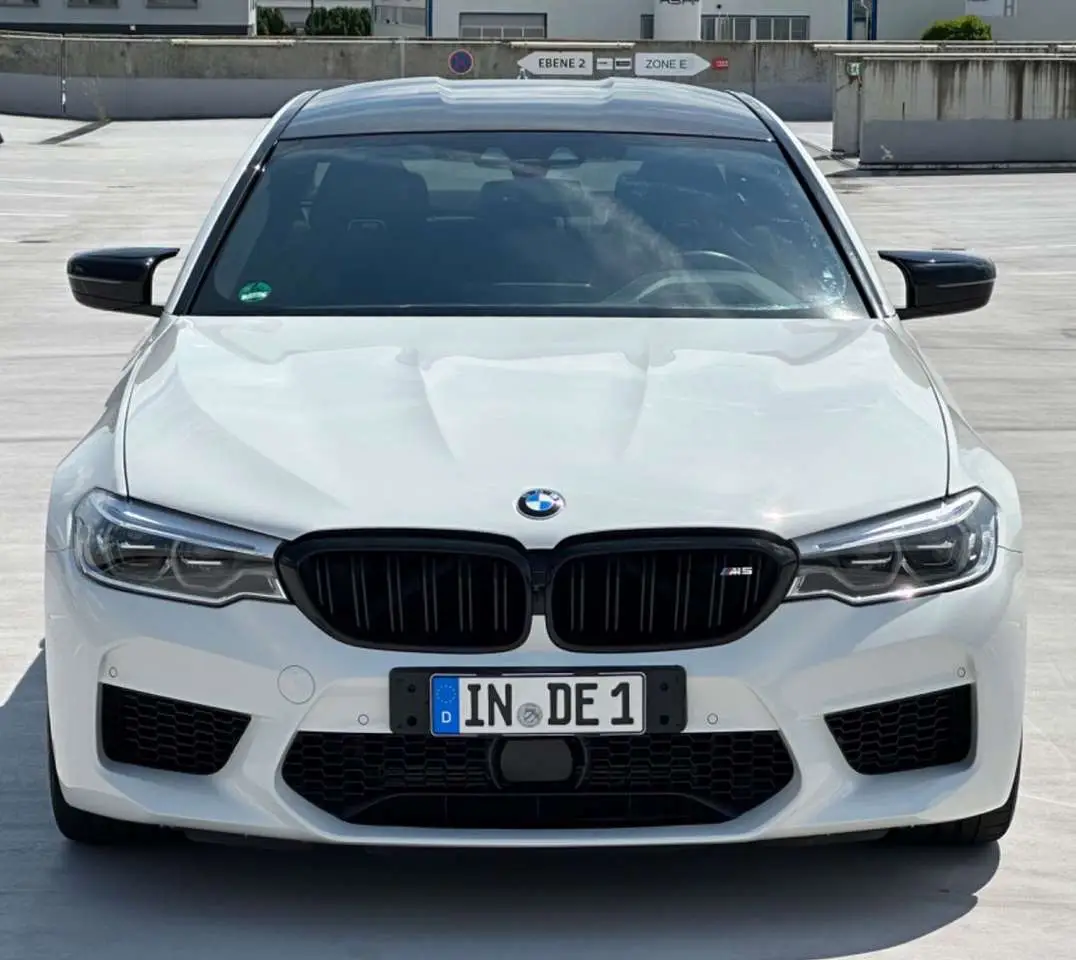 Photo 1 : Bmw M5 2019 Essence