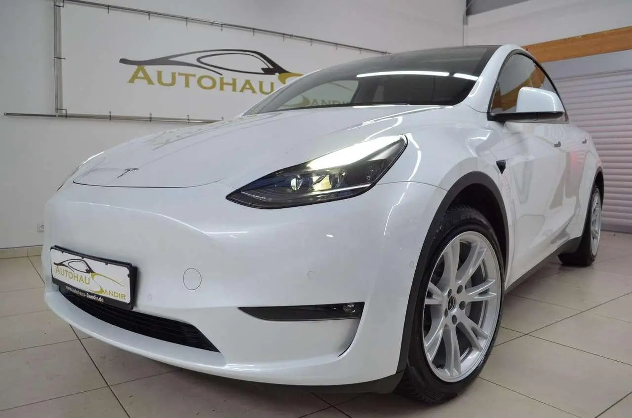 Photo 1 : Tesla Model Y 2021 Electric