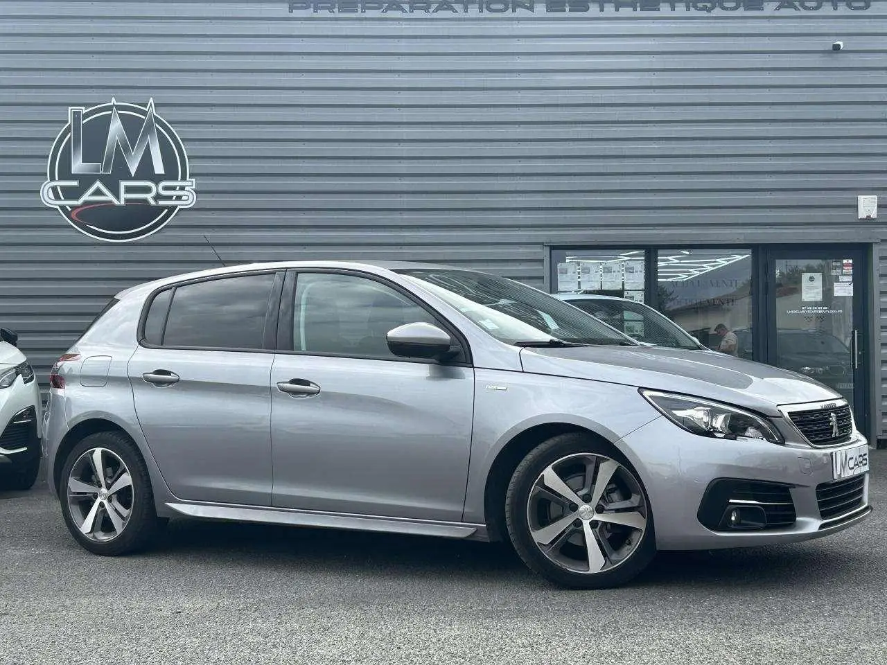 Photo 1 : Peugeot 308 2018 Petrol