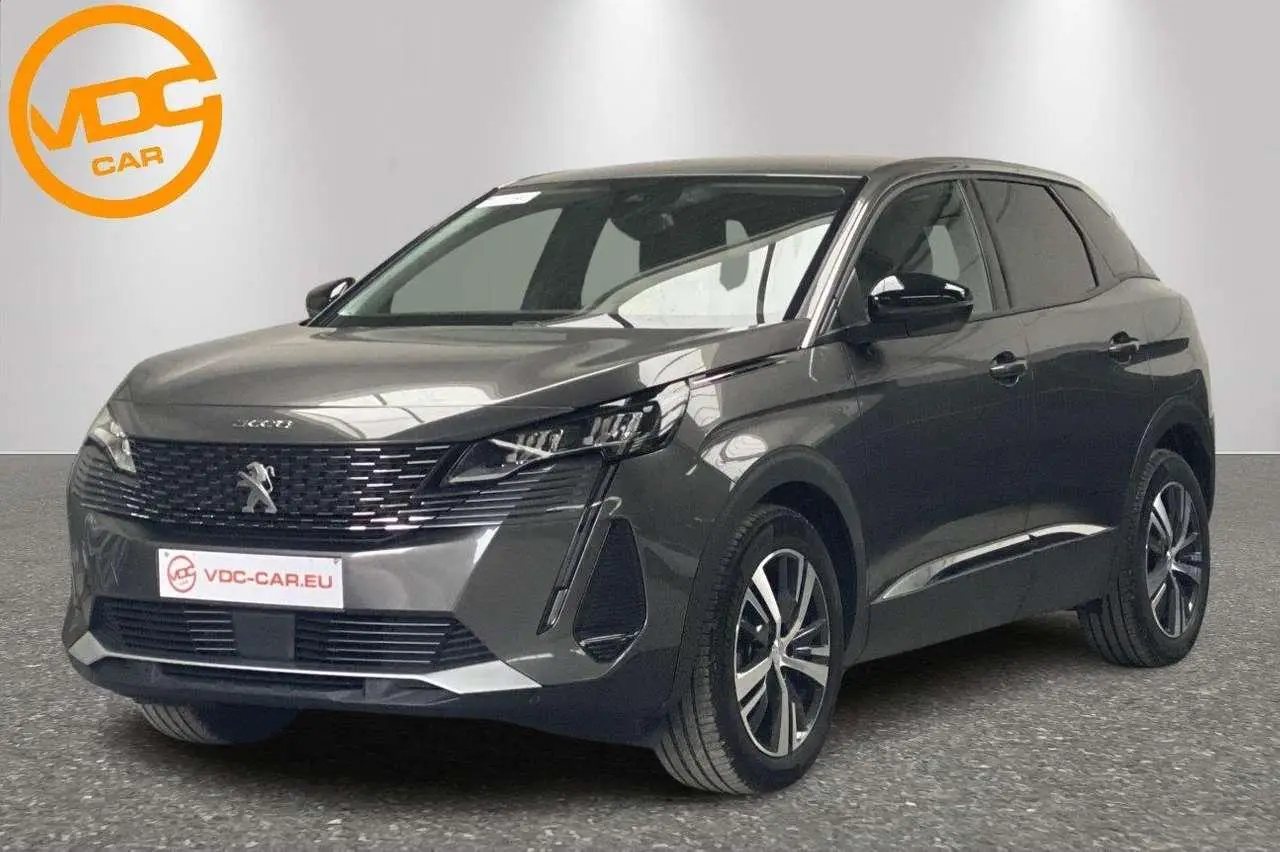 Photo 1 : Peugeot 3008 2023 Diesel