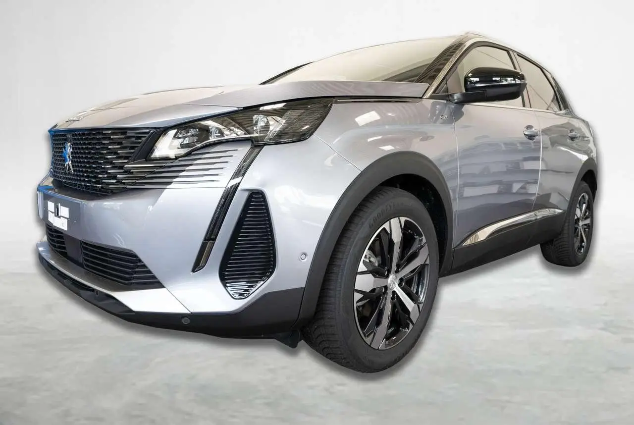 Photo 1 : Peugeot 3008 2024 Petrol