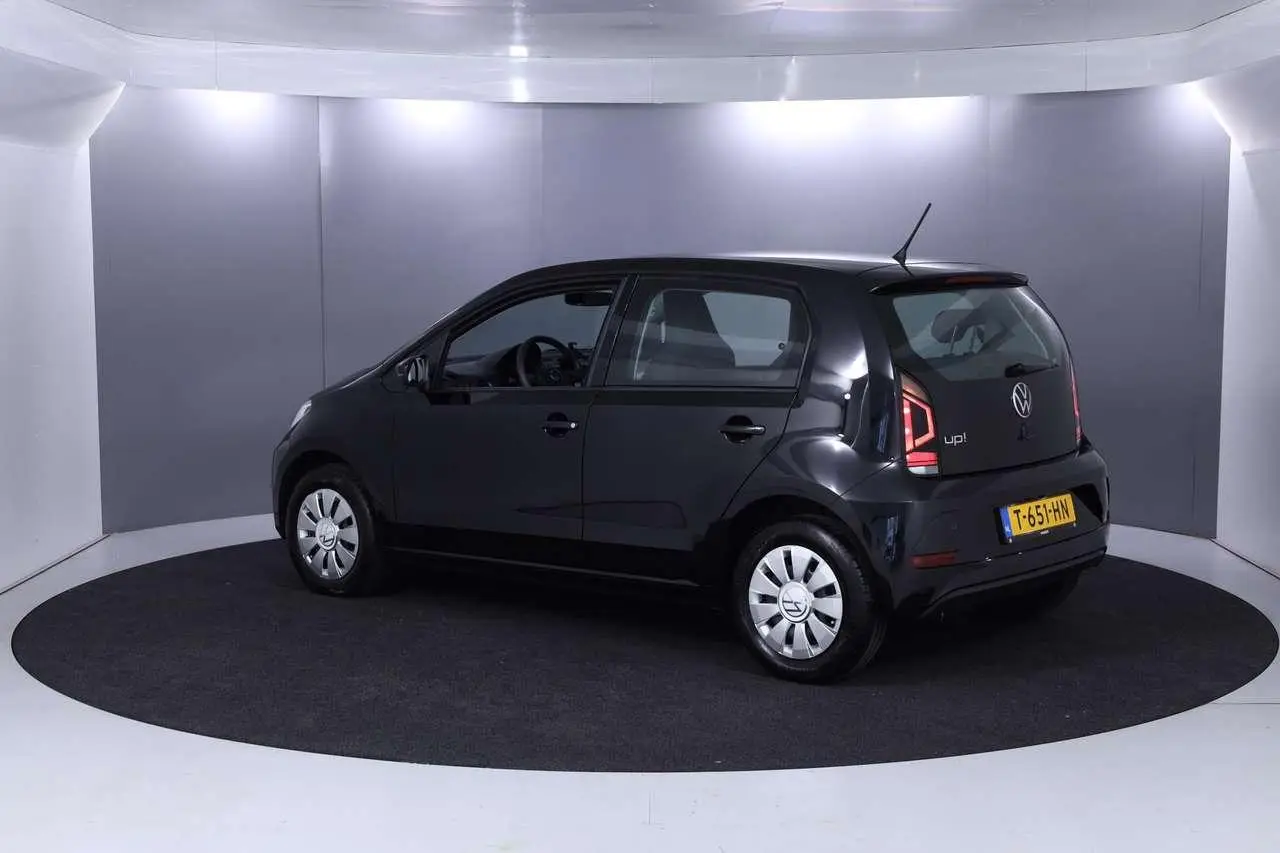 Photo 1 : Volkswagen Up! 2023 Essence