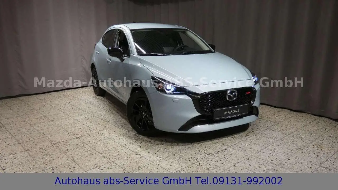 Photo 1 : Mazda 2 2024 Petrol