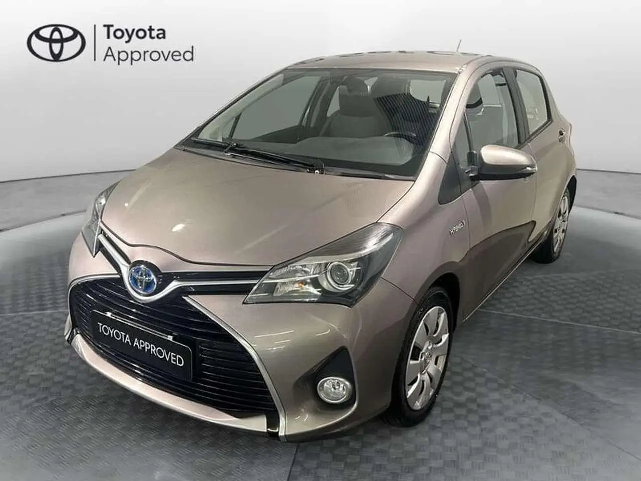 Photo 1 : Toyota Yaris 2016 Hybride