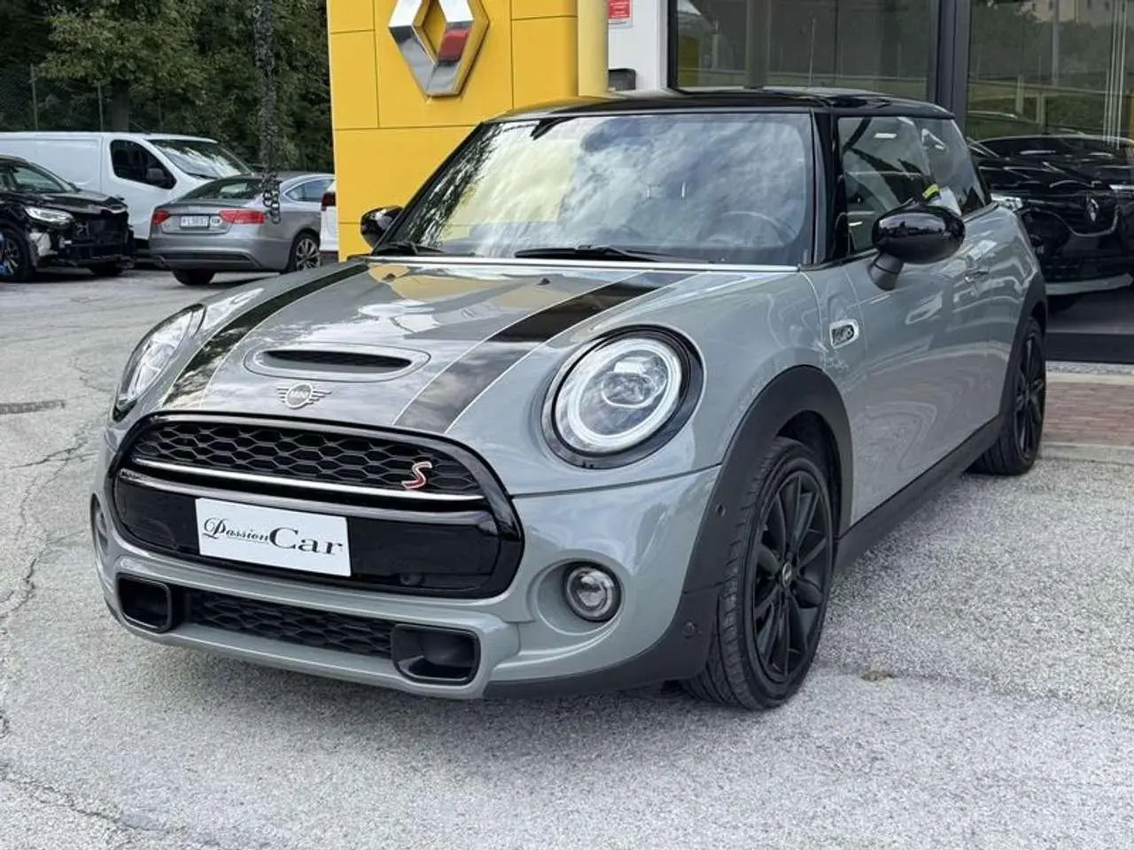 Photo 1 : Mini Cooper 2020 Petrol