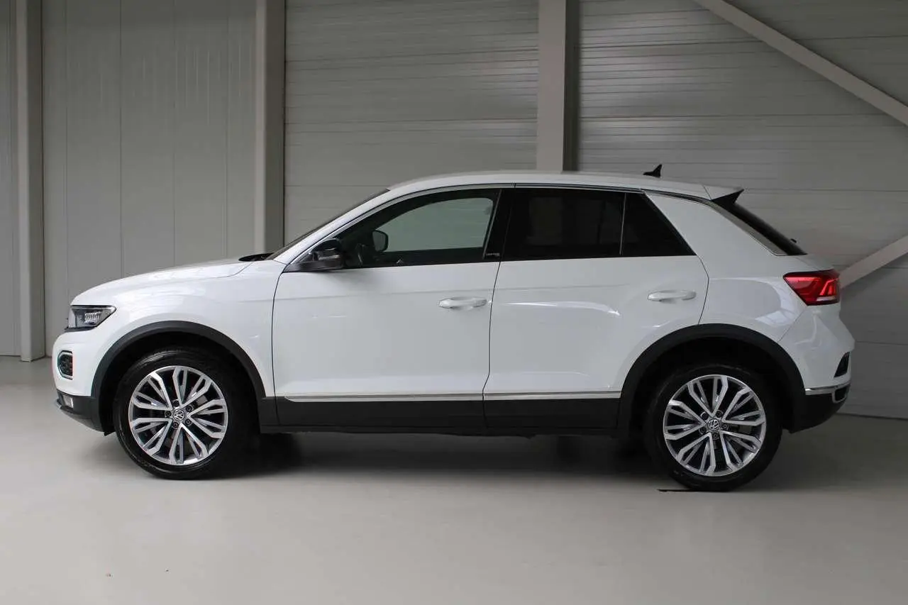 Photo 1 : Volkswagen T-roc 2020 Petrol