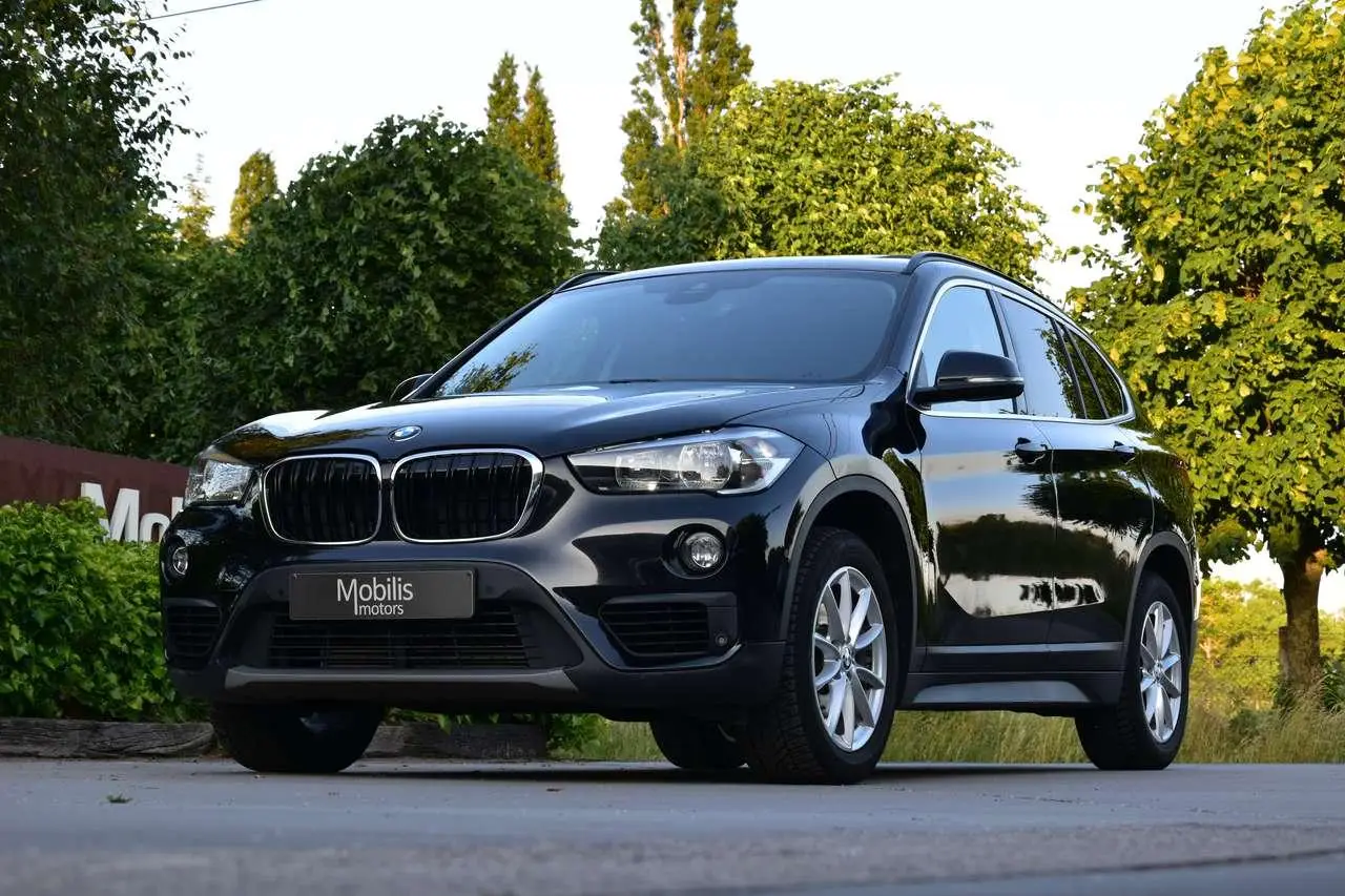 Photo 1 : Bmw X1 2017 Petrol