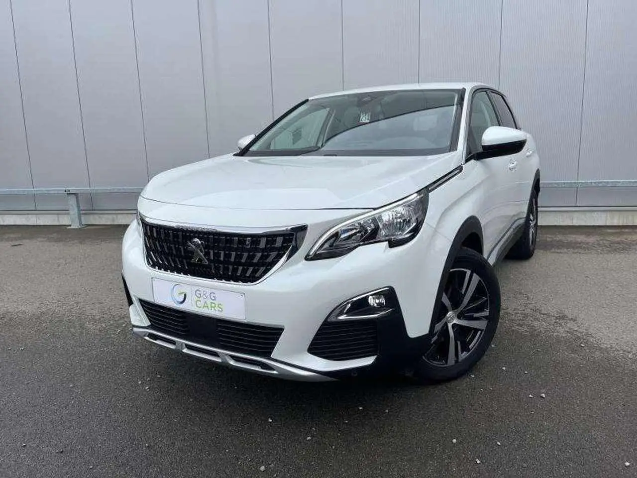 Photo 1 : Peugeot 3008 2020 Petrol