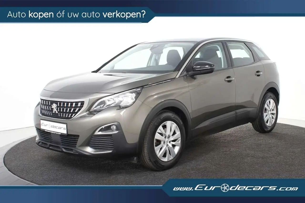 Photo 1 : Peugeot 3008 2020 Petrol