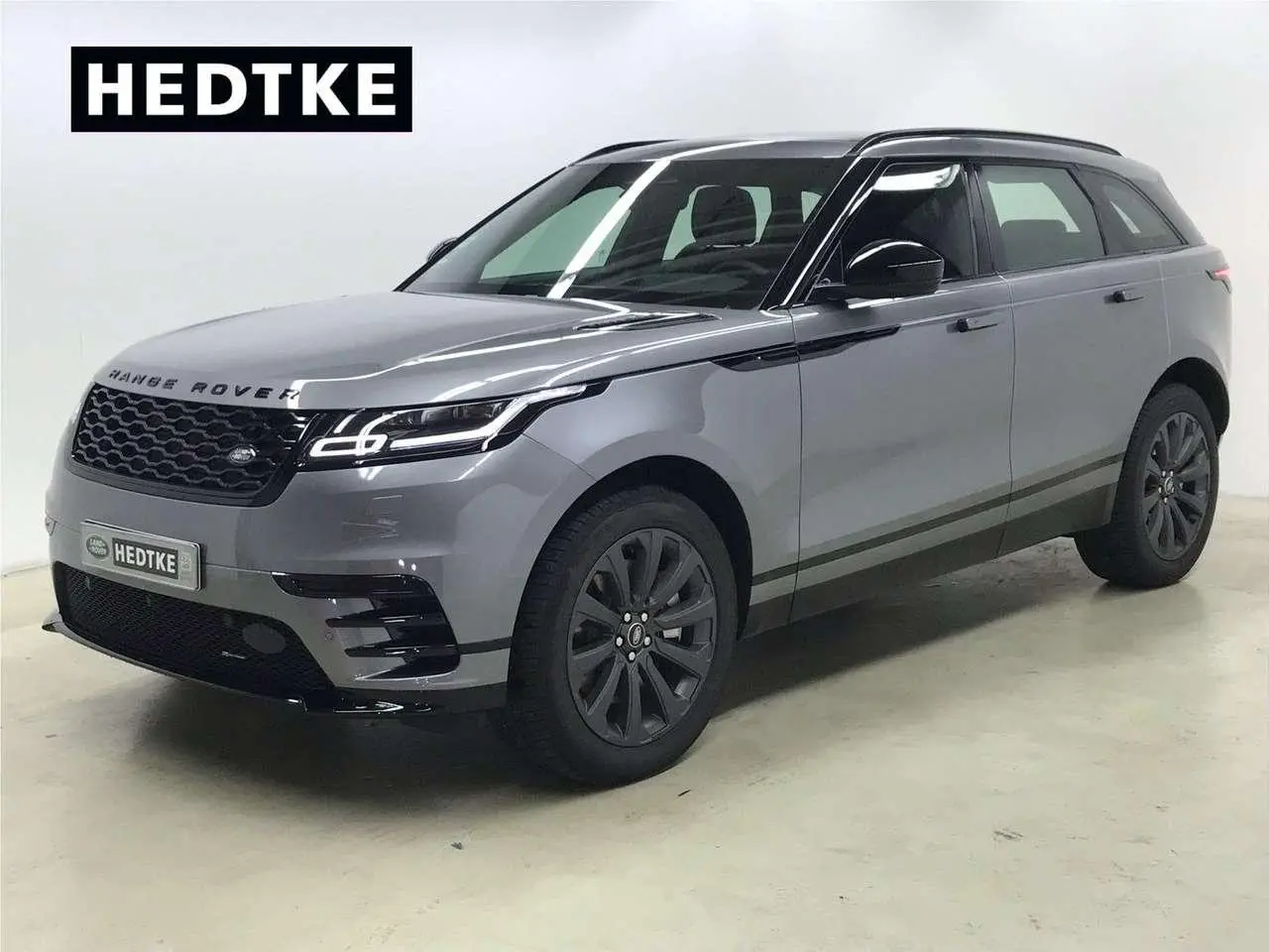 Photo 1 : Land Rover Range Rover Velar 2023 Diesel