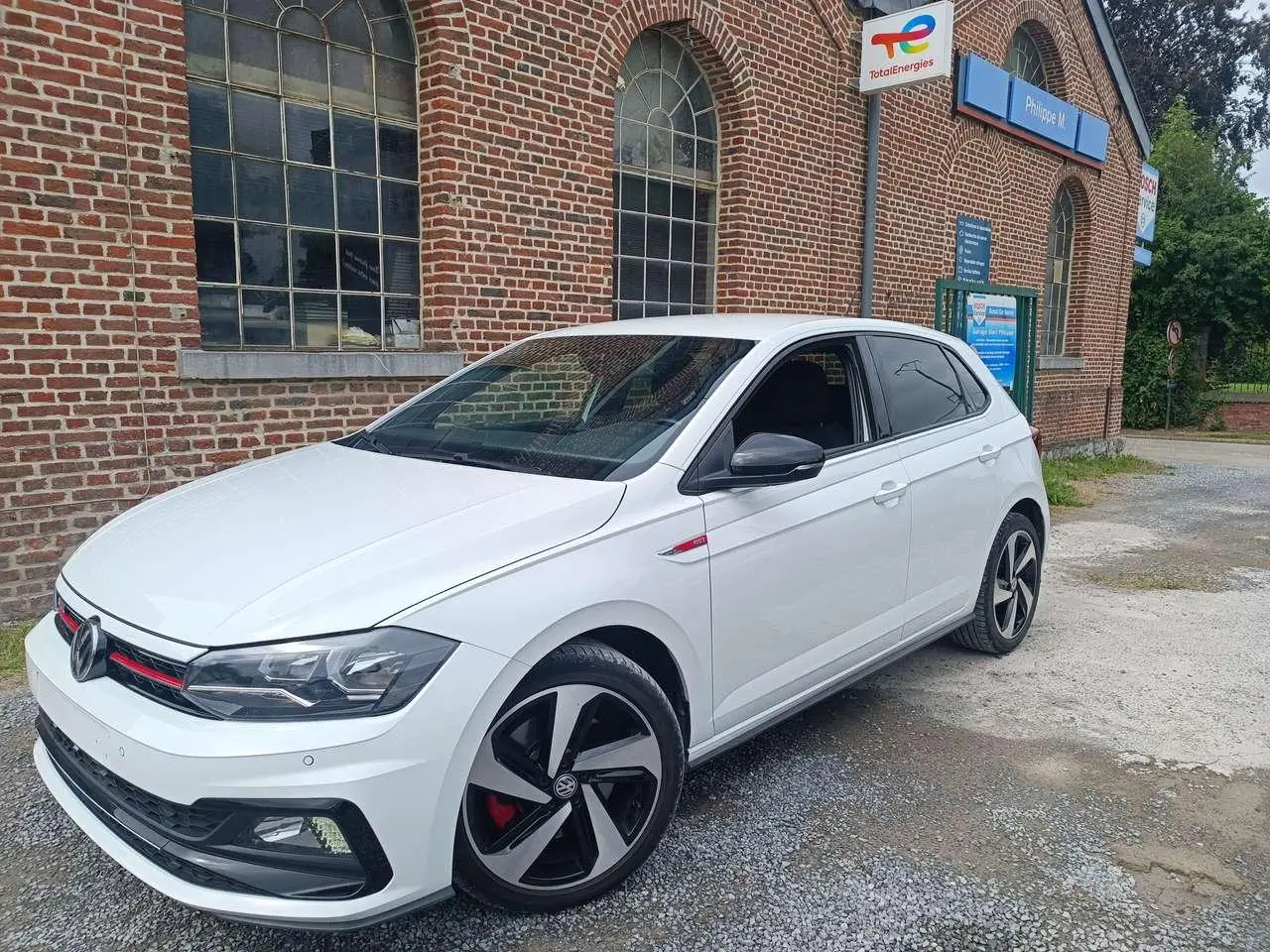 Photo 1 : Volkswagen Polo 2019 Petrol