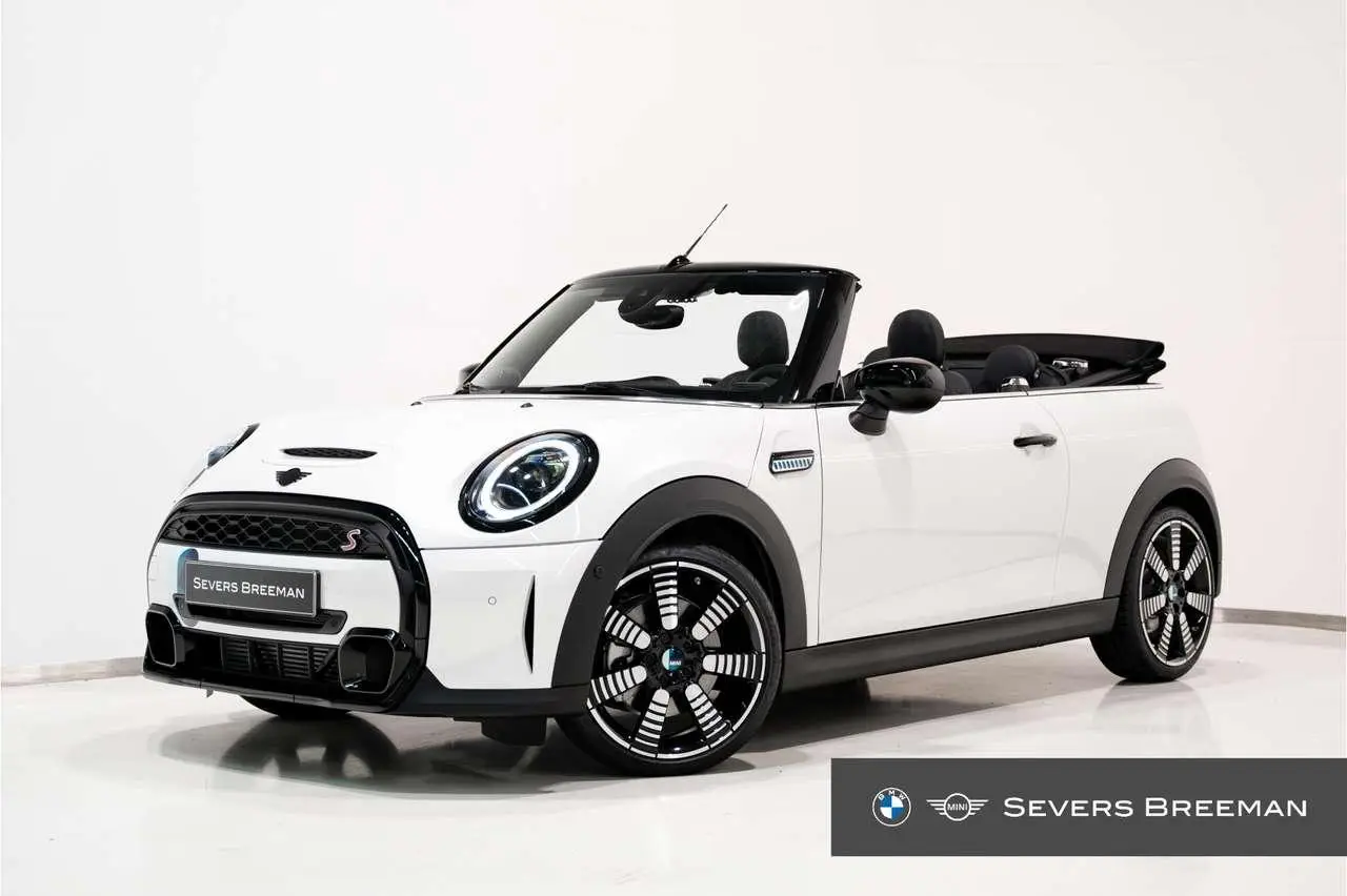 Photo 1 : Mini Cooper 2023 Petrol