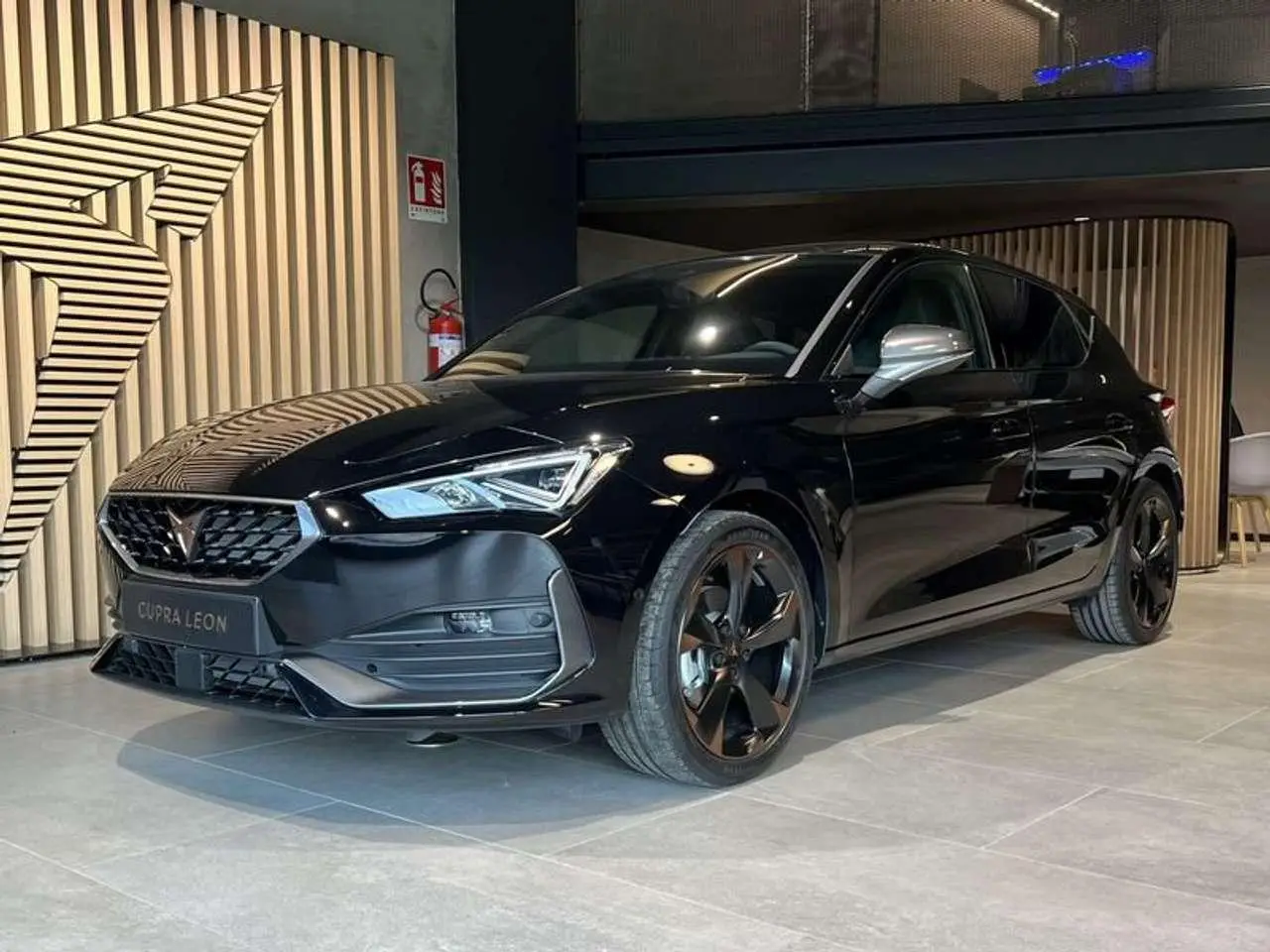 Photo 1 : Cupra Leon 2024 Hybride