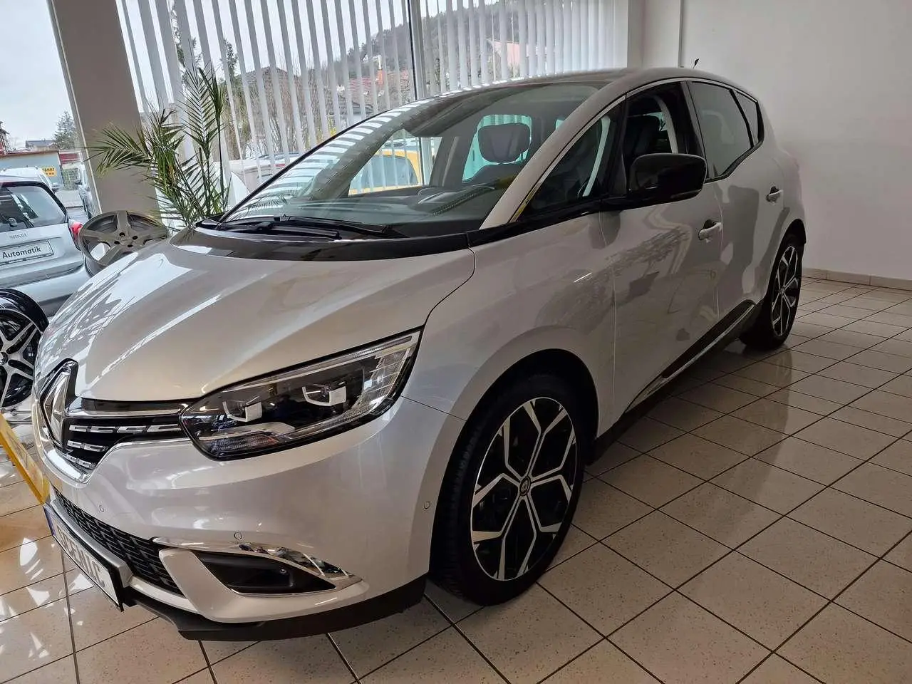 Photo 1 : Renault Scenic 2021 Petrol