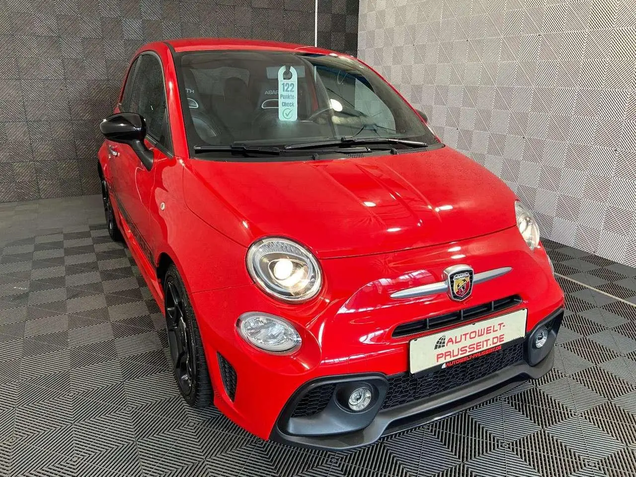 Photo 1 : Abarth 595 2018 Essence