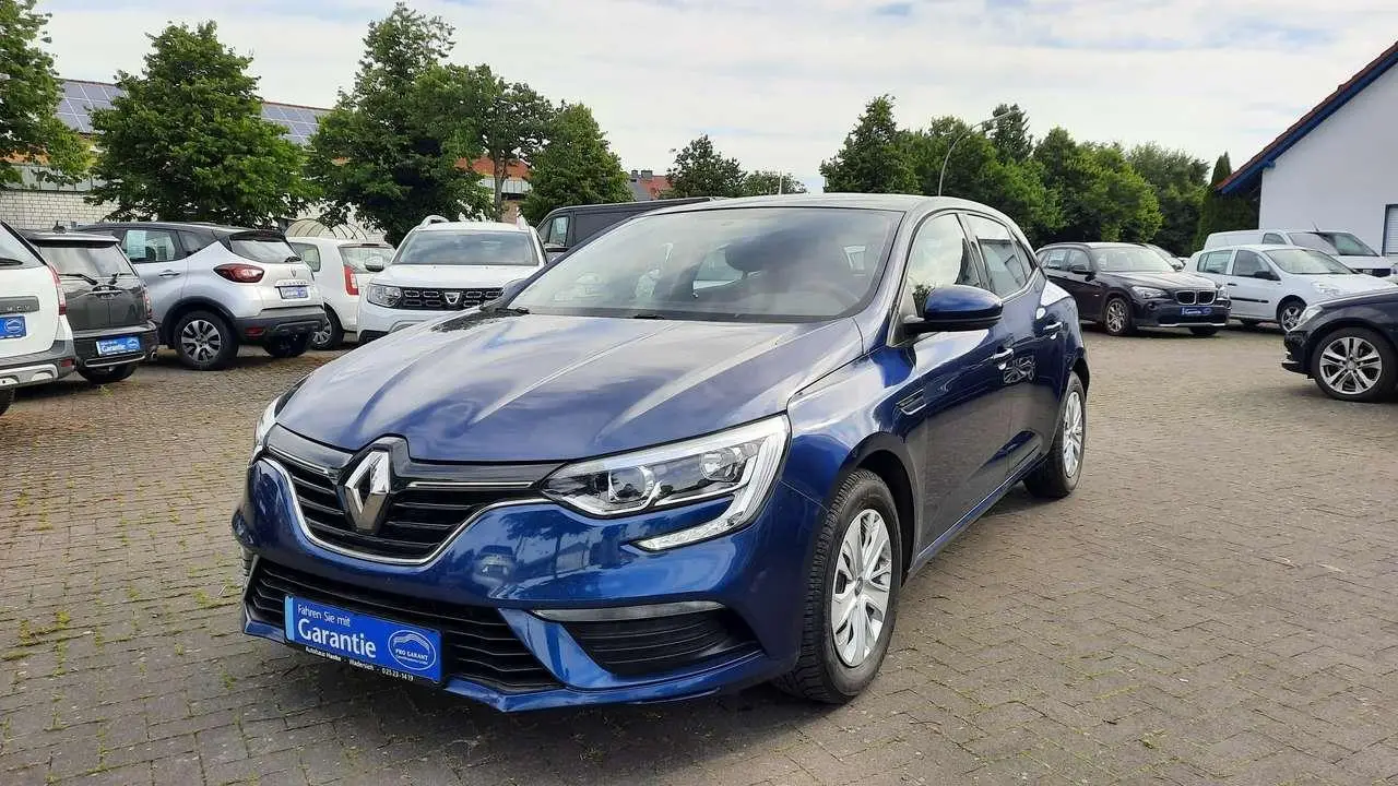 Photo 1 : Renault Megane 2019 Essence