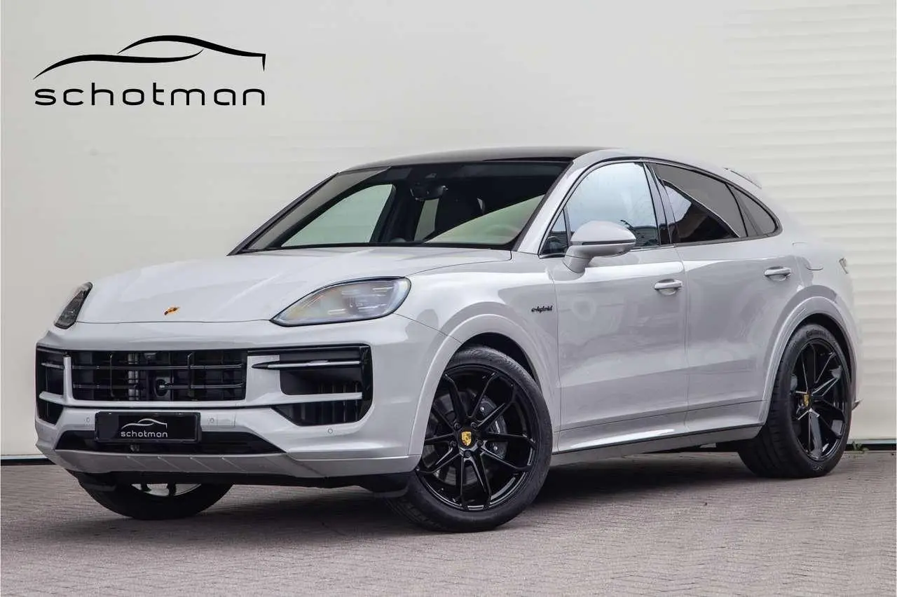 Photo 1 : Porsche Cayenne 2024 Hybride