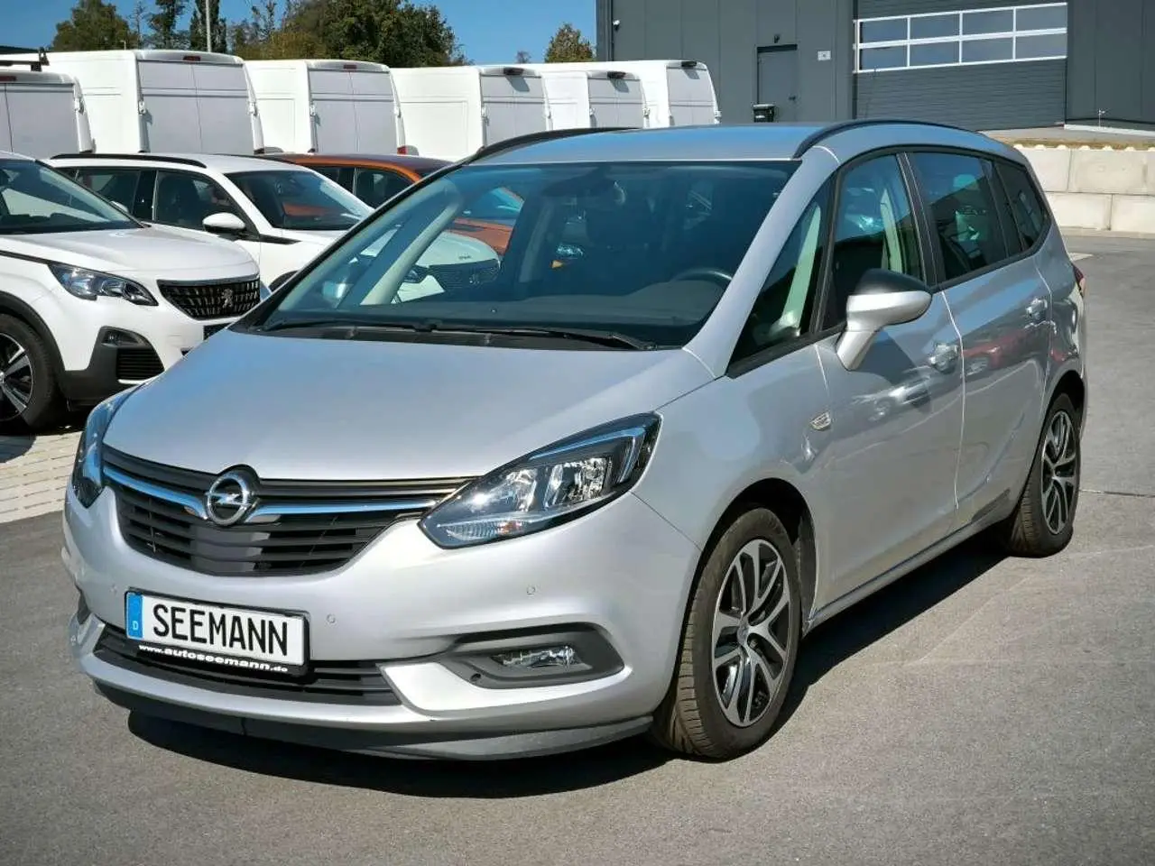 Photo 1 : Opel Zafira 2018 Diesel