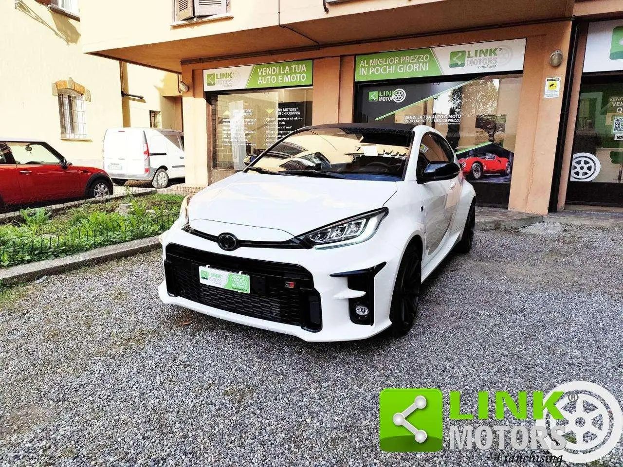 Photo 1 : Toyota Yaris 2021 Essence