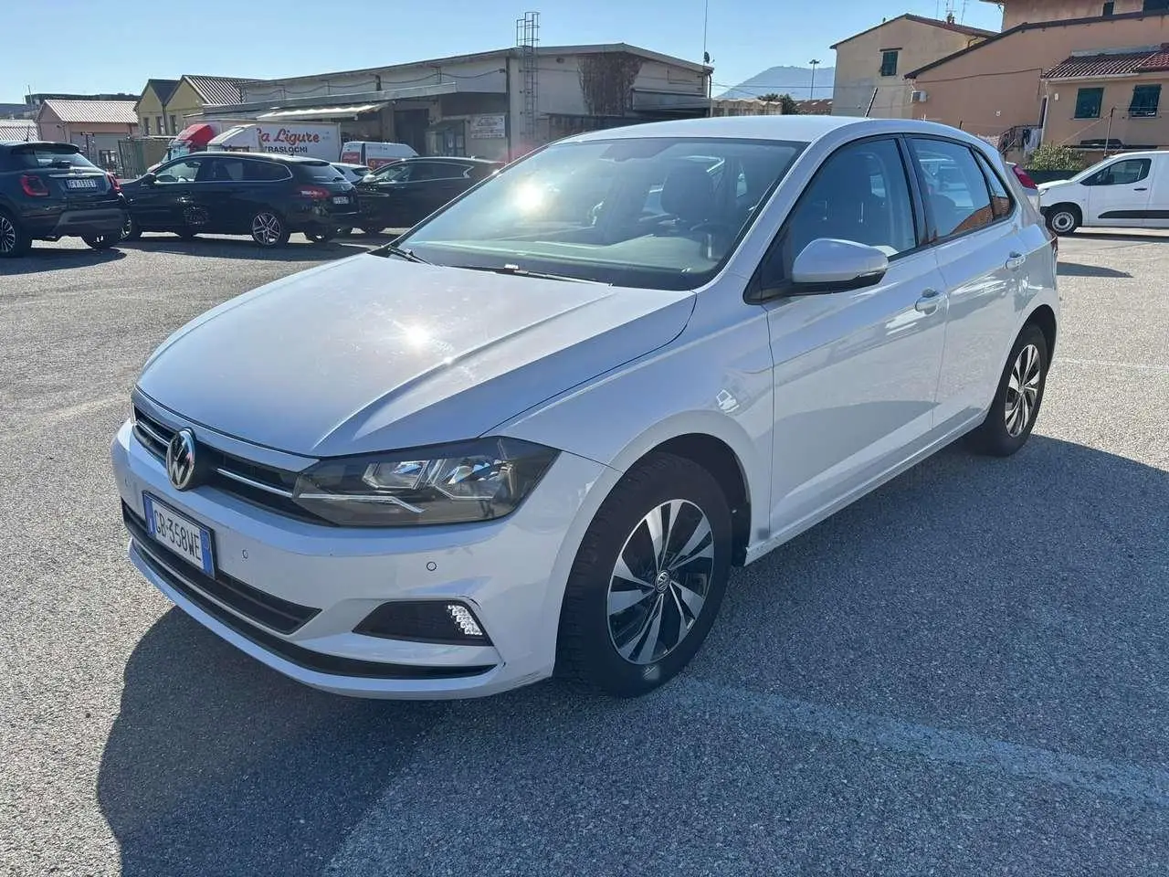 Photo 1 : Volkswagen Polo 2020 Essence