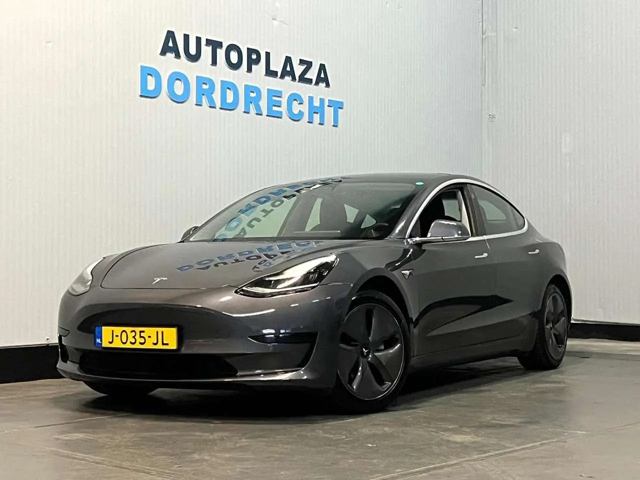 Photo 1 : Tesla Model 3 2020 Electric