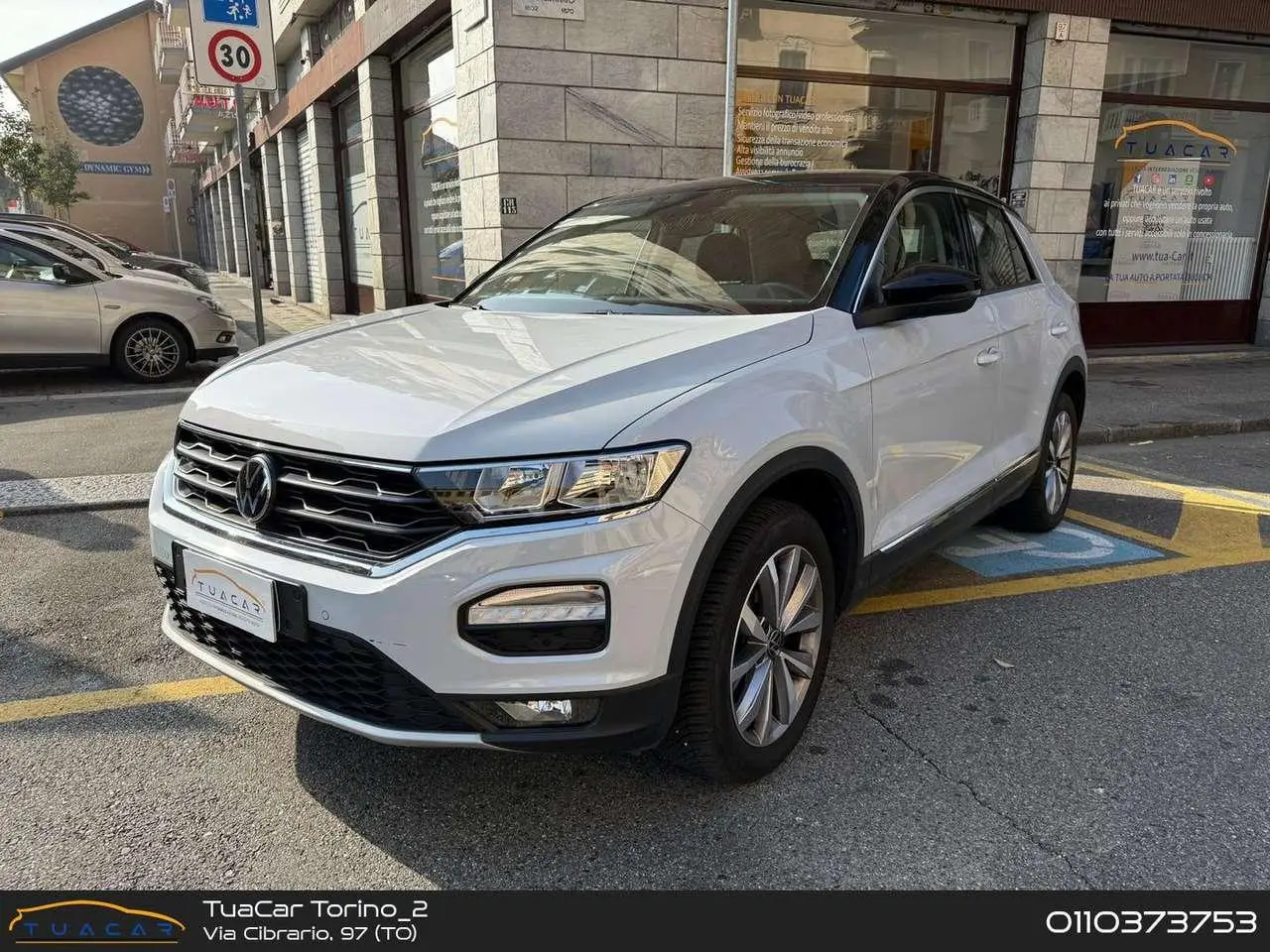 Photo 1 : Volkswagen T-roc 2022 Essence