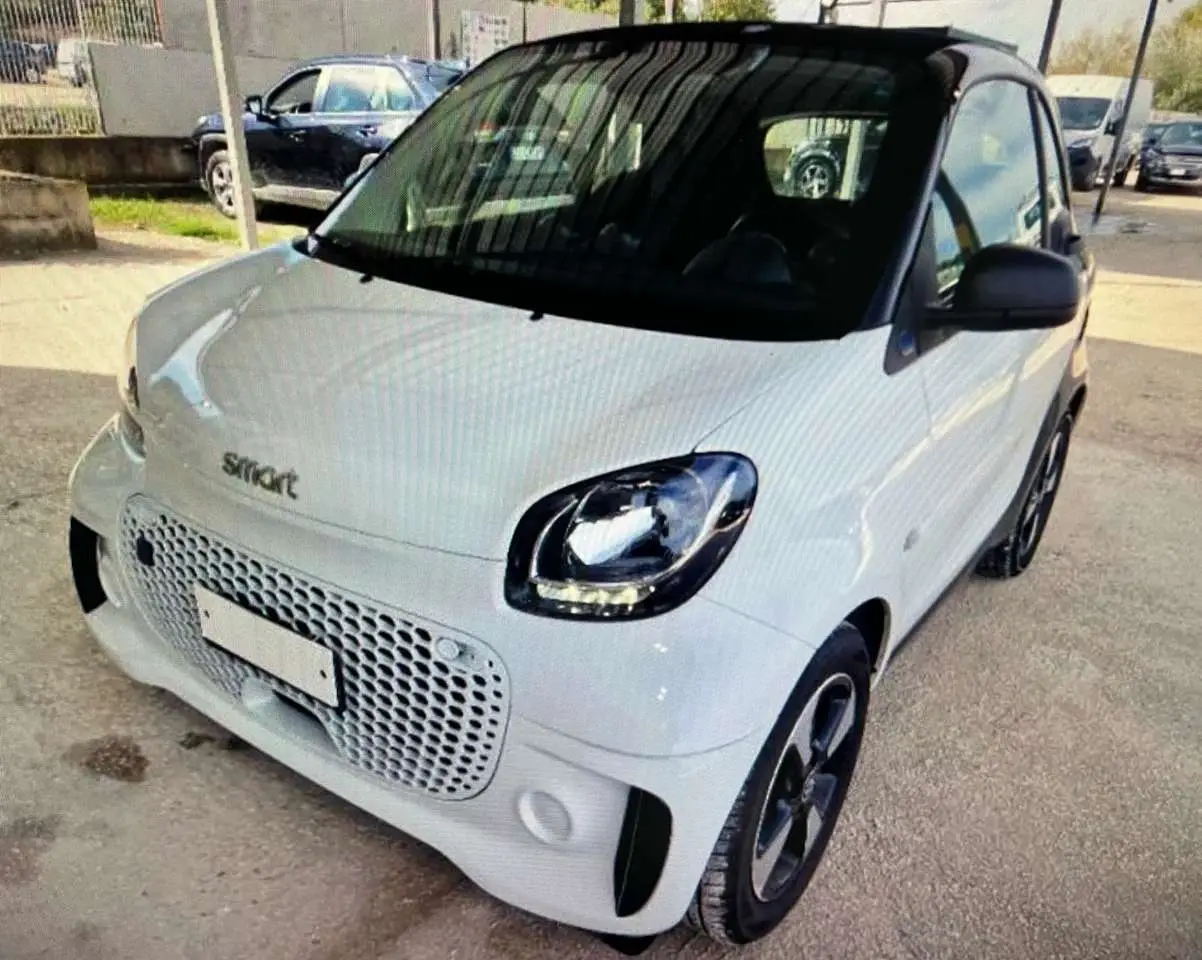 Photo 1 : Smart Fortwo 2021 Electric