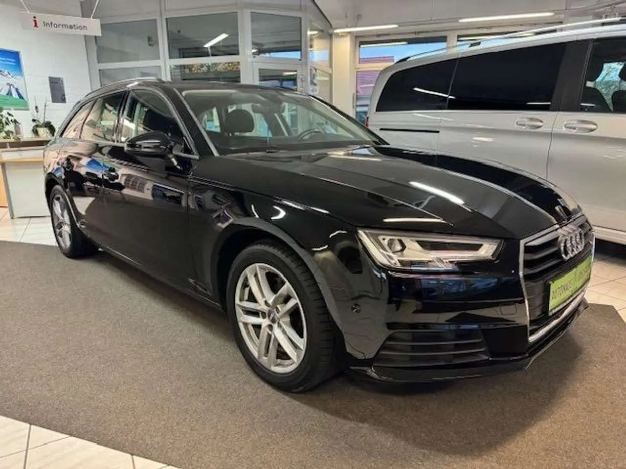 Photo 1 : Audi A4 2019 Diesel