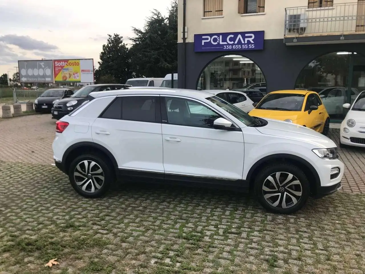 Photo 1 : Volkswagen T-roc 2021 Petrol