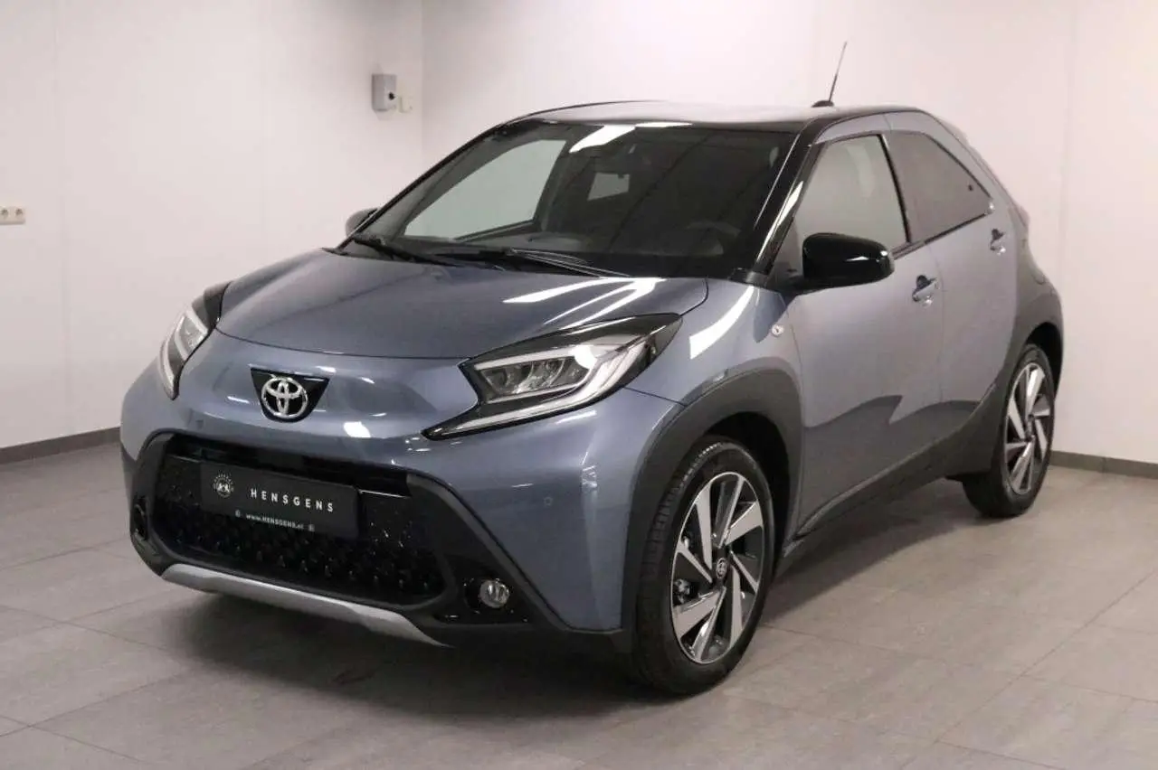 Photo 1 : Toyota Aygo X 2024 Essence