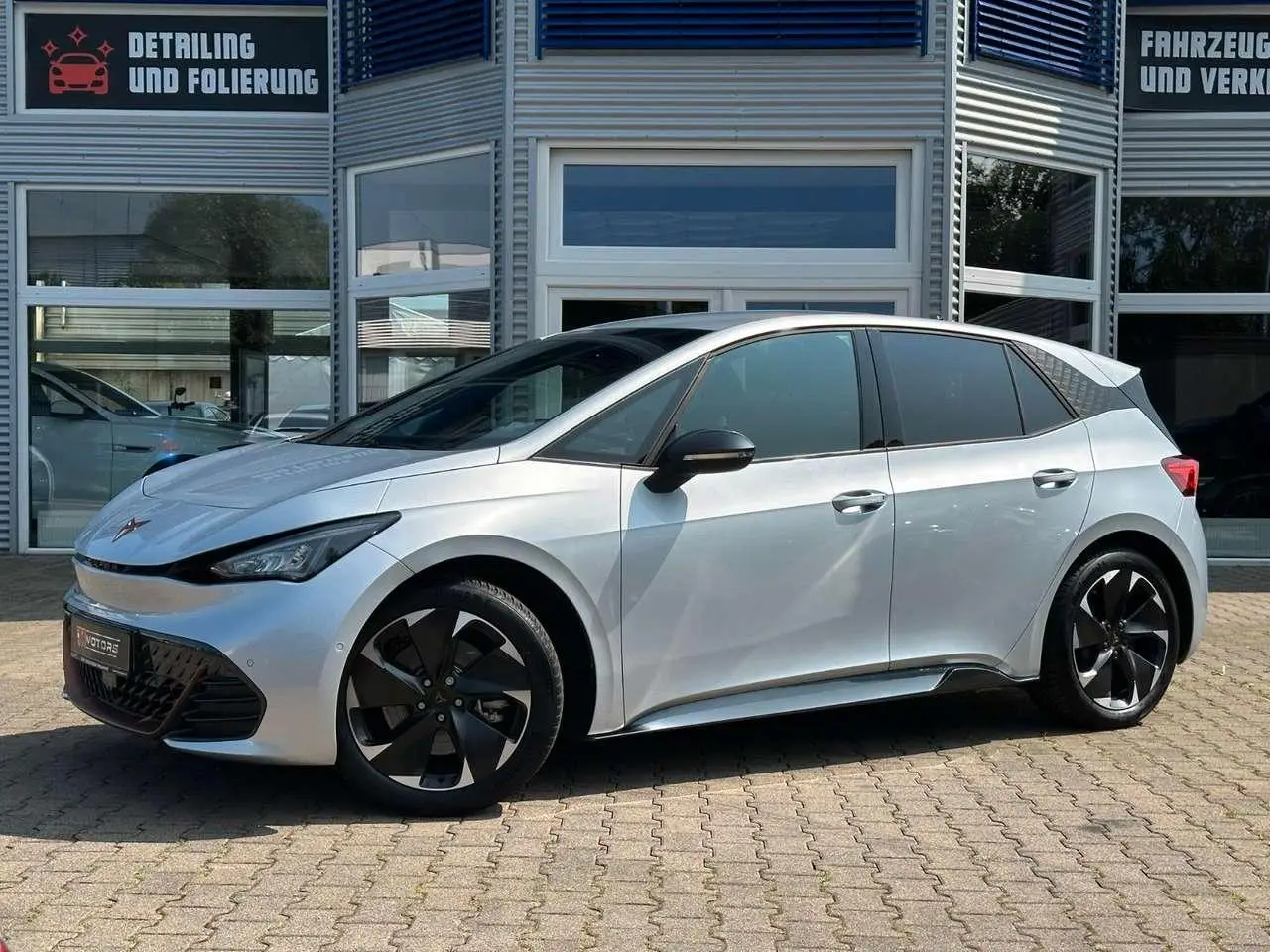 Photo 1 : Cupra Born 2023 Électrique