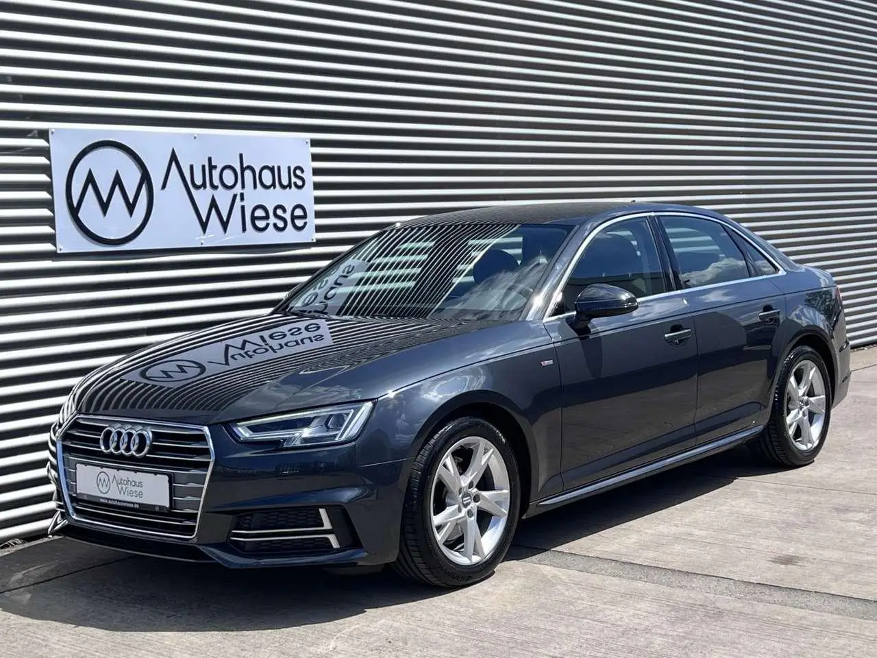 Photo 1 : Audi A4 2018 Diesel