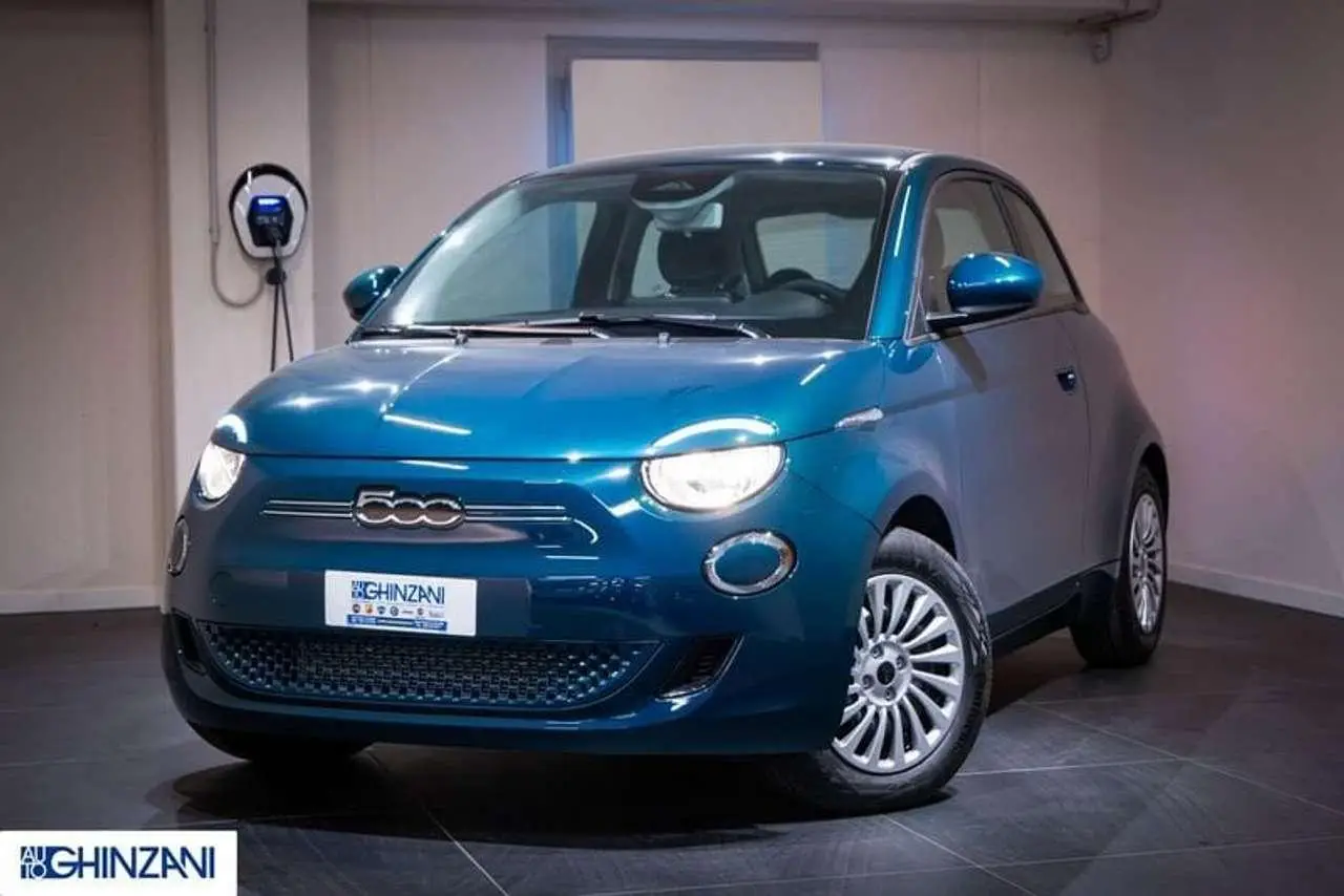 Photo 1 : Fiat 500 2023 Électrique