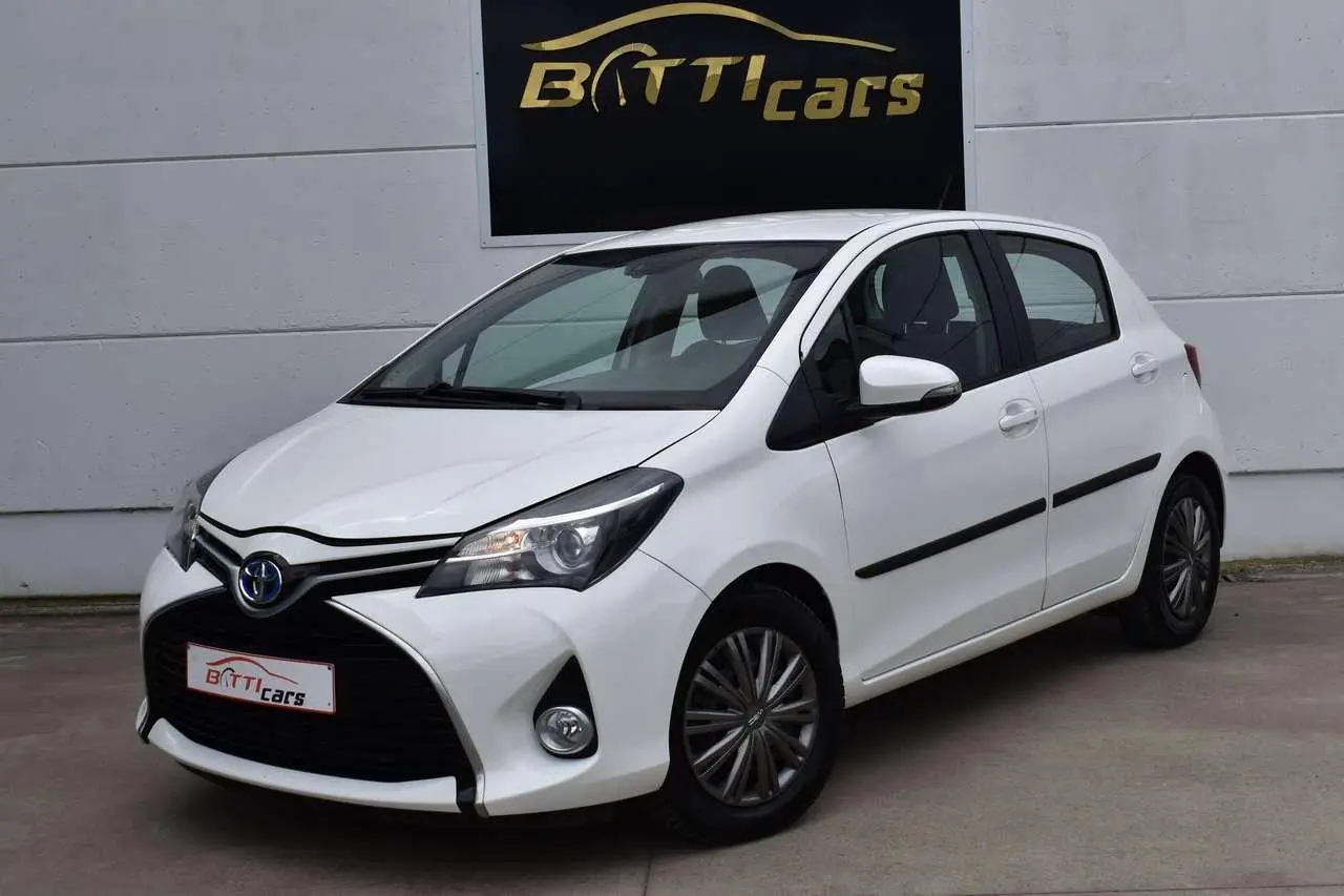 Photo 1 : Toyota Yaris 2016 Hybride