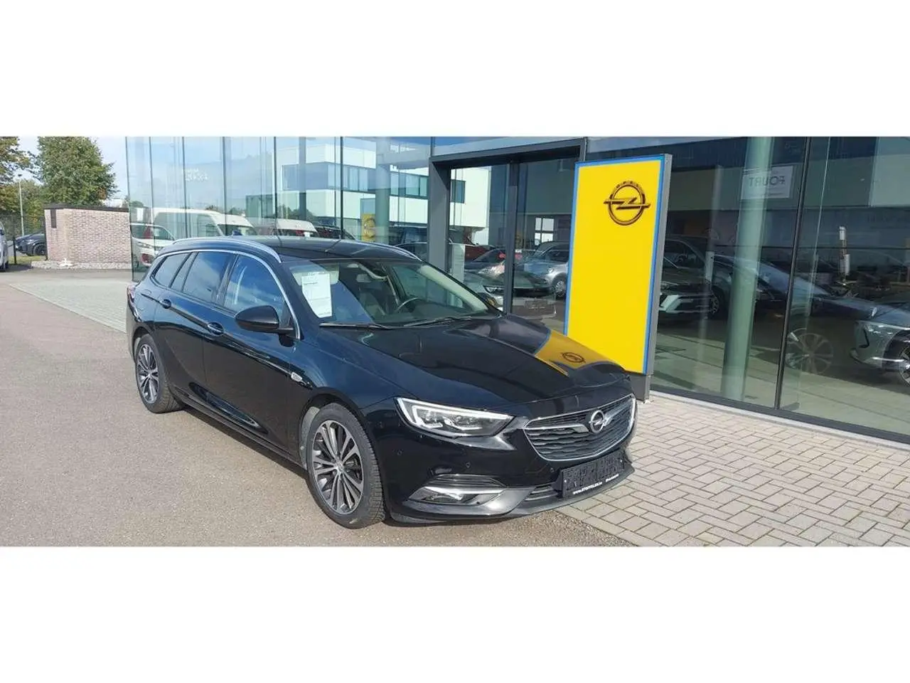 Photo 1 : Opel Insignia 2017 Essence