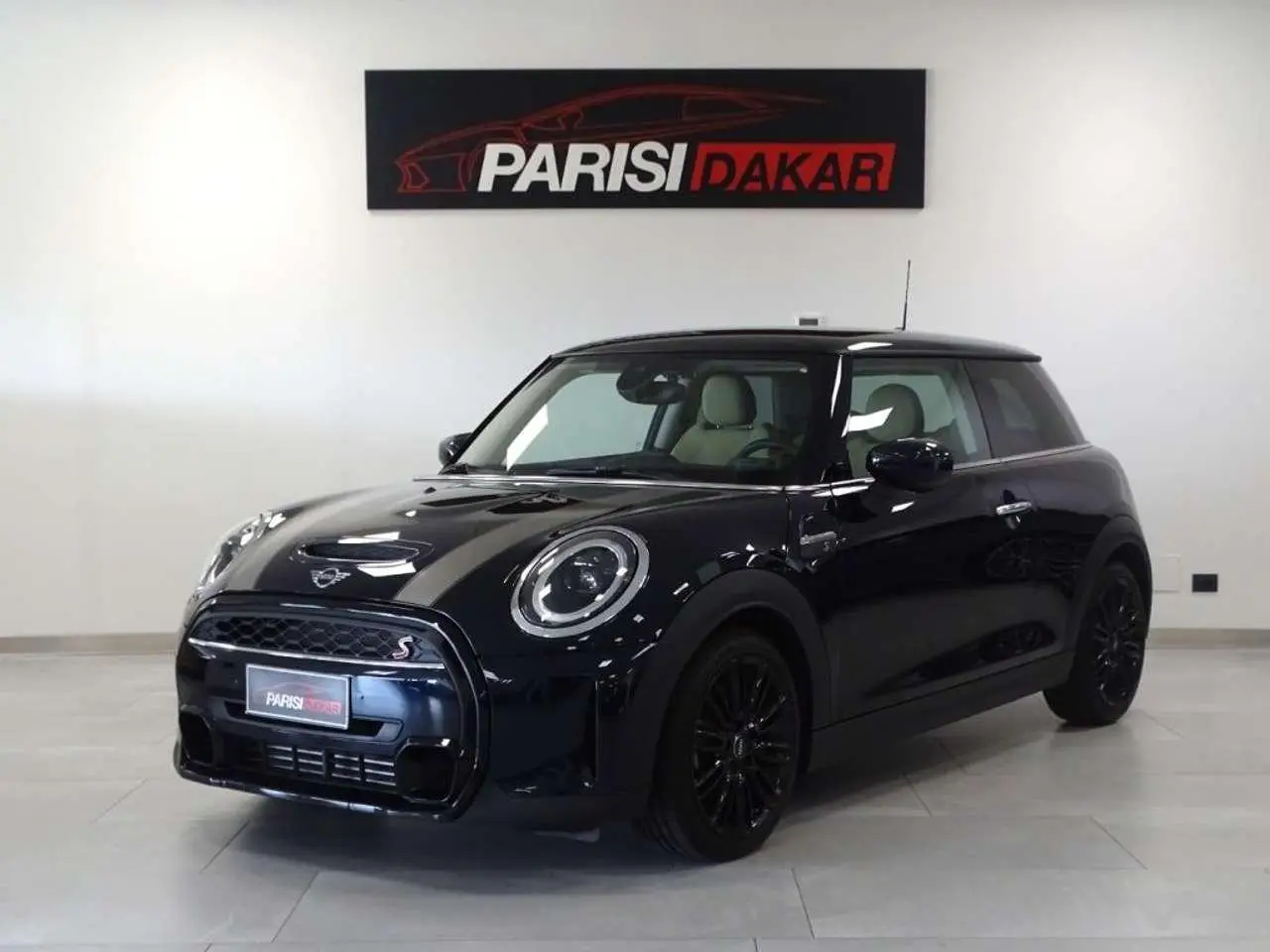 Photo 1 : Mini Cooper 2023 Petrol