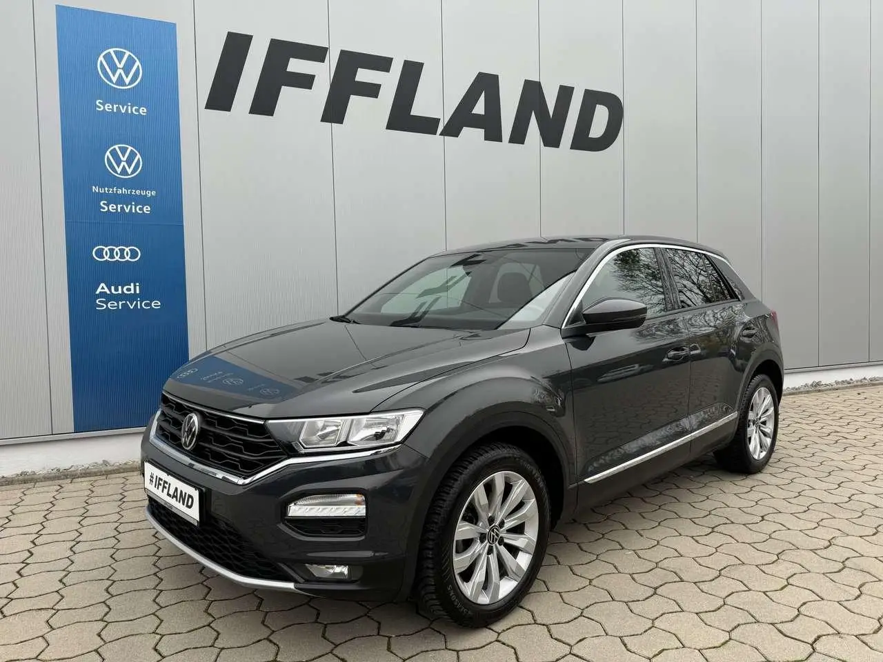 Photo 1 : Volkswagen T-roc 2021 Essence