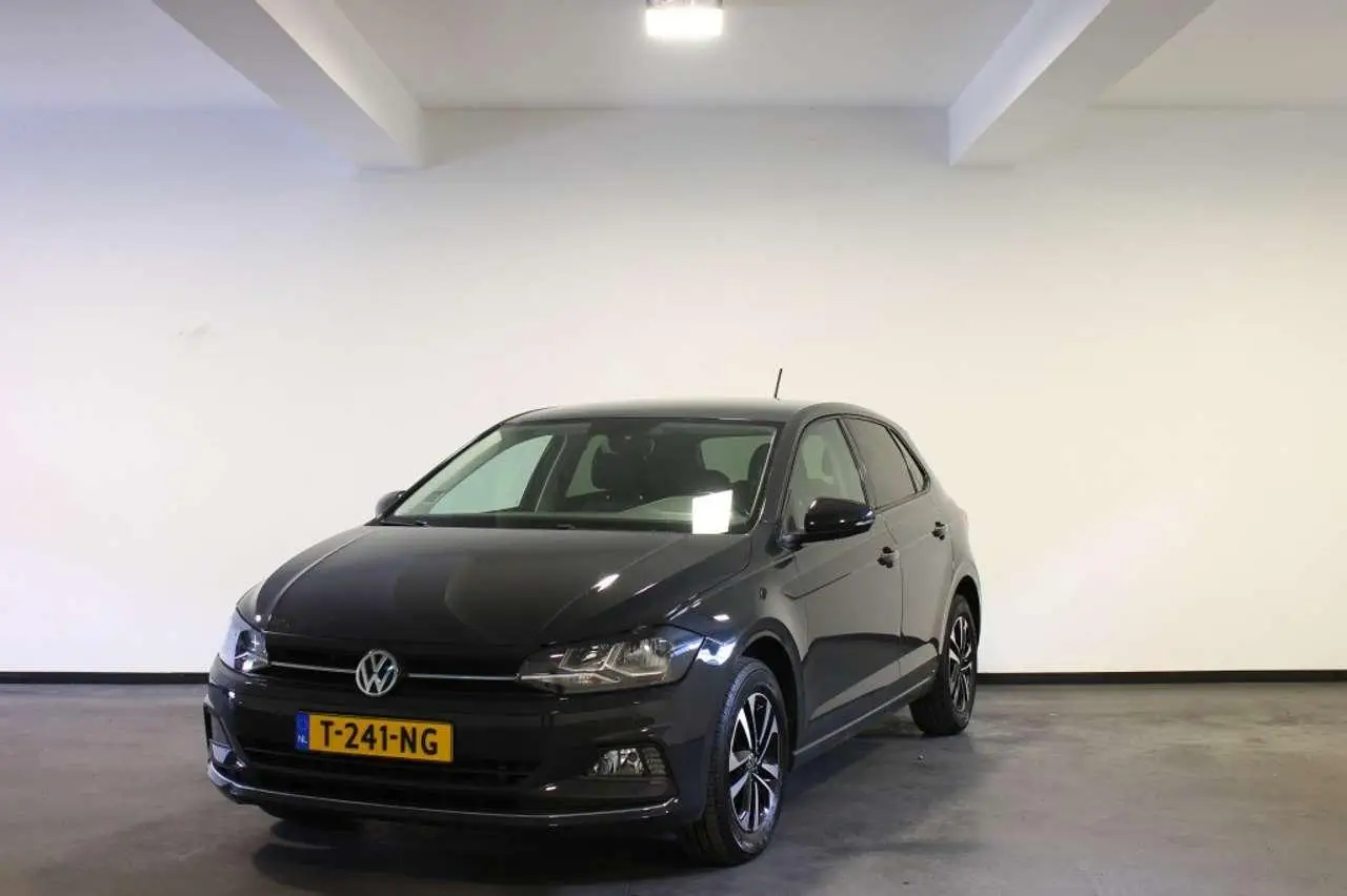 Photo 1 : Volkswagen Polo 2019 Petrol