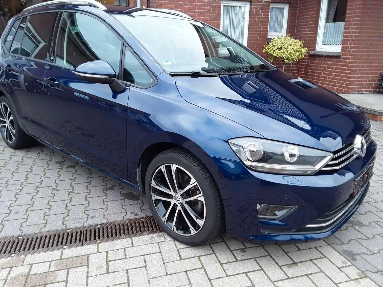 Photo 1 : Volkswagen Golf 2017 Petrol