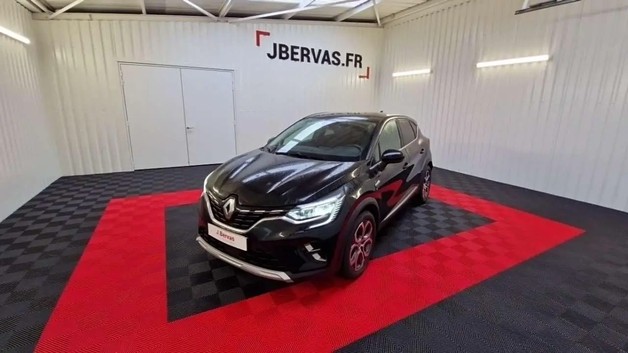 Photo 1 : Renault Captur 2023 Petrol