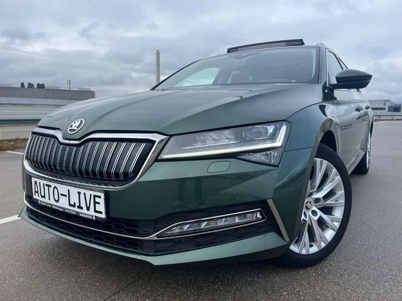 Photo 1 : Skoda Superb 2020 Hybrid