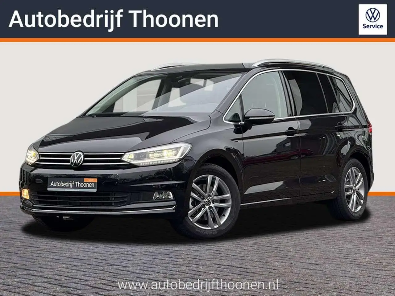 Photo 1 : Volkswagen Touran 2024 Essence